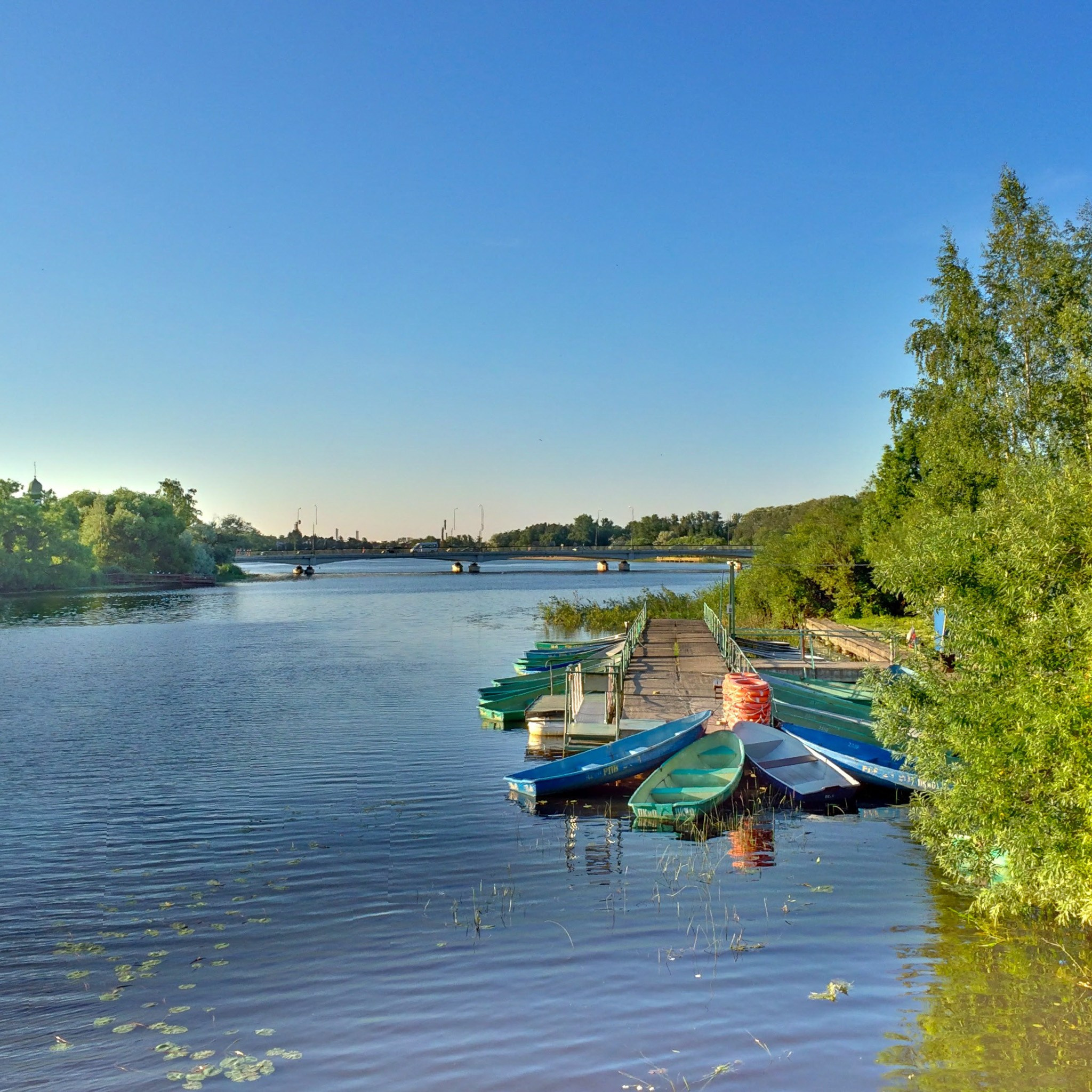 MOBILE PHOTO. UNRATED PHOTO