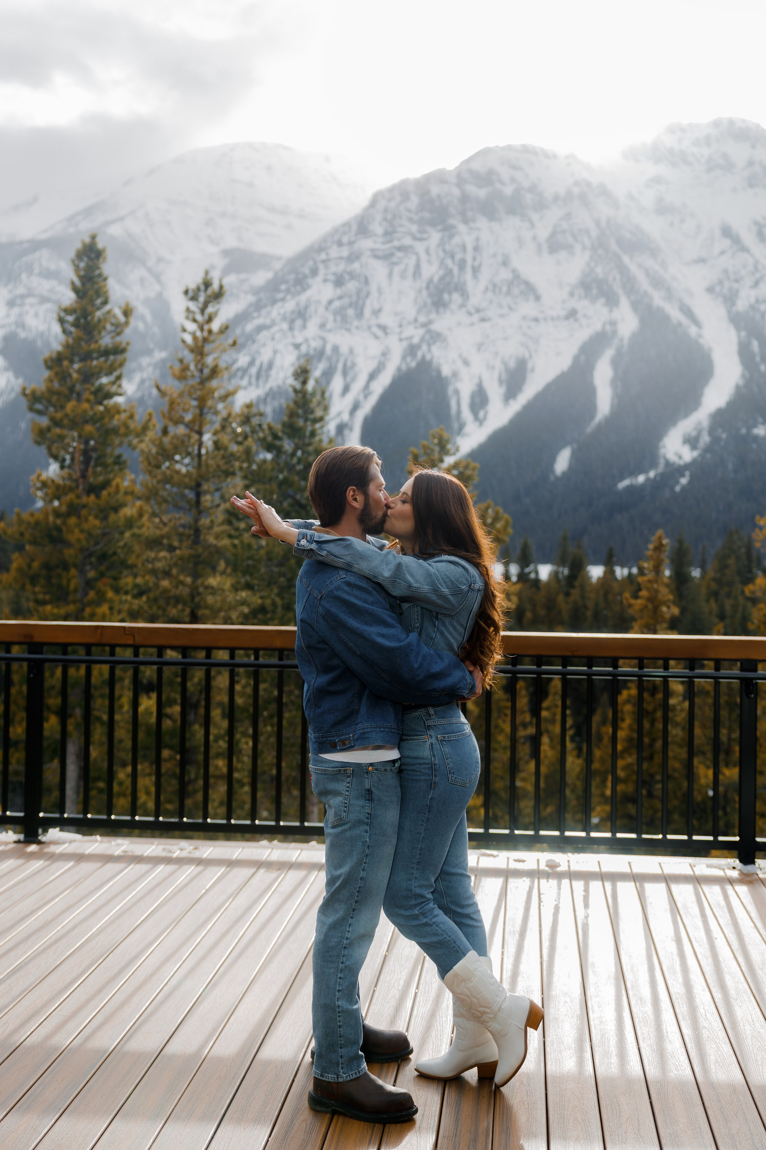 Ski engagement session. Home