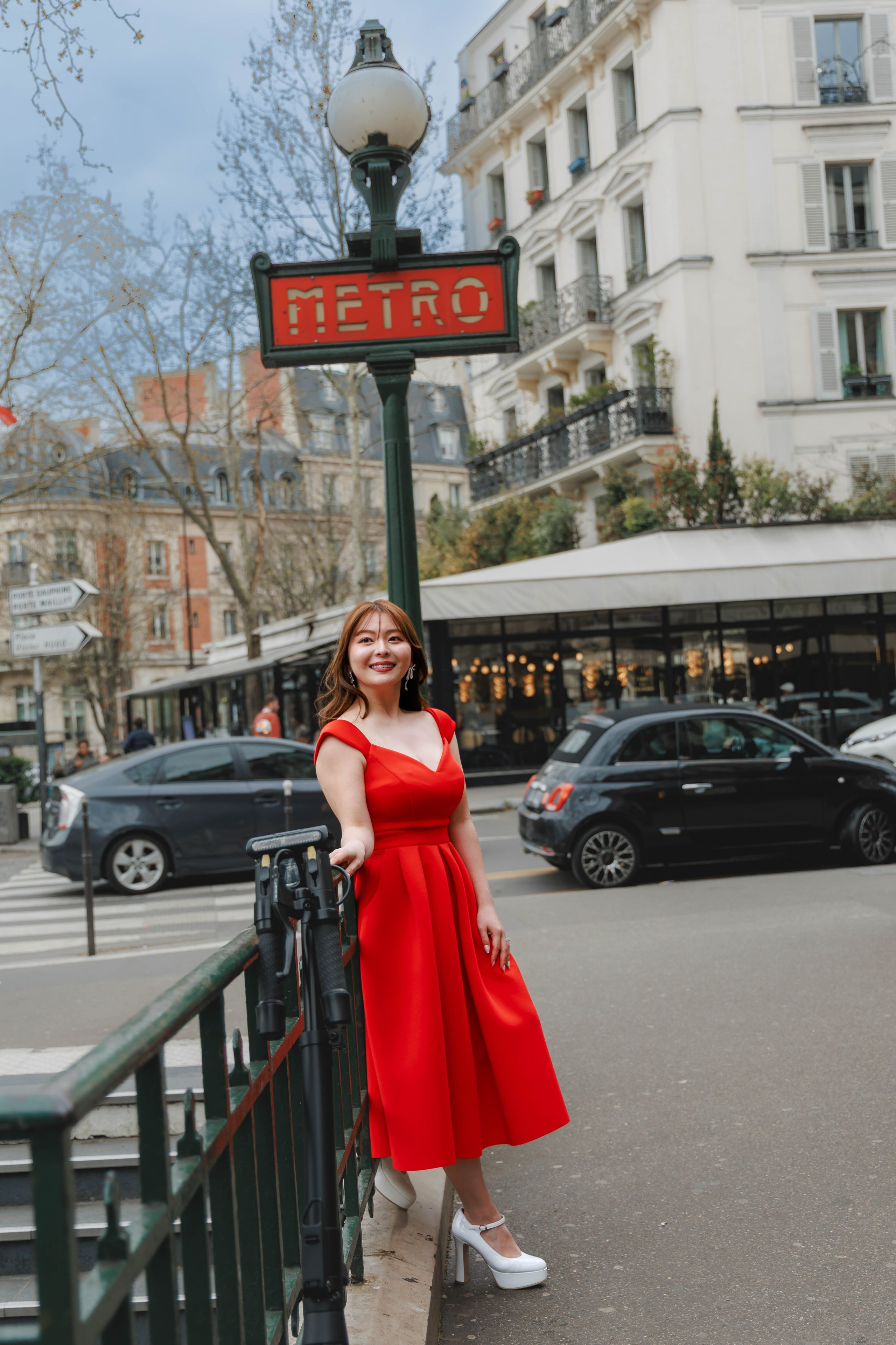Emily in Paris Style Photoshoot in Paris (2026). Photographe à Paris