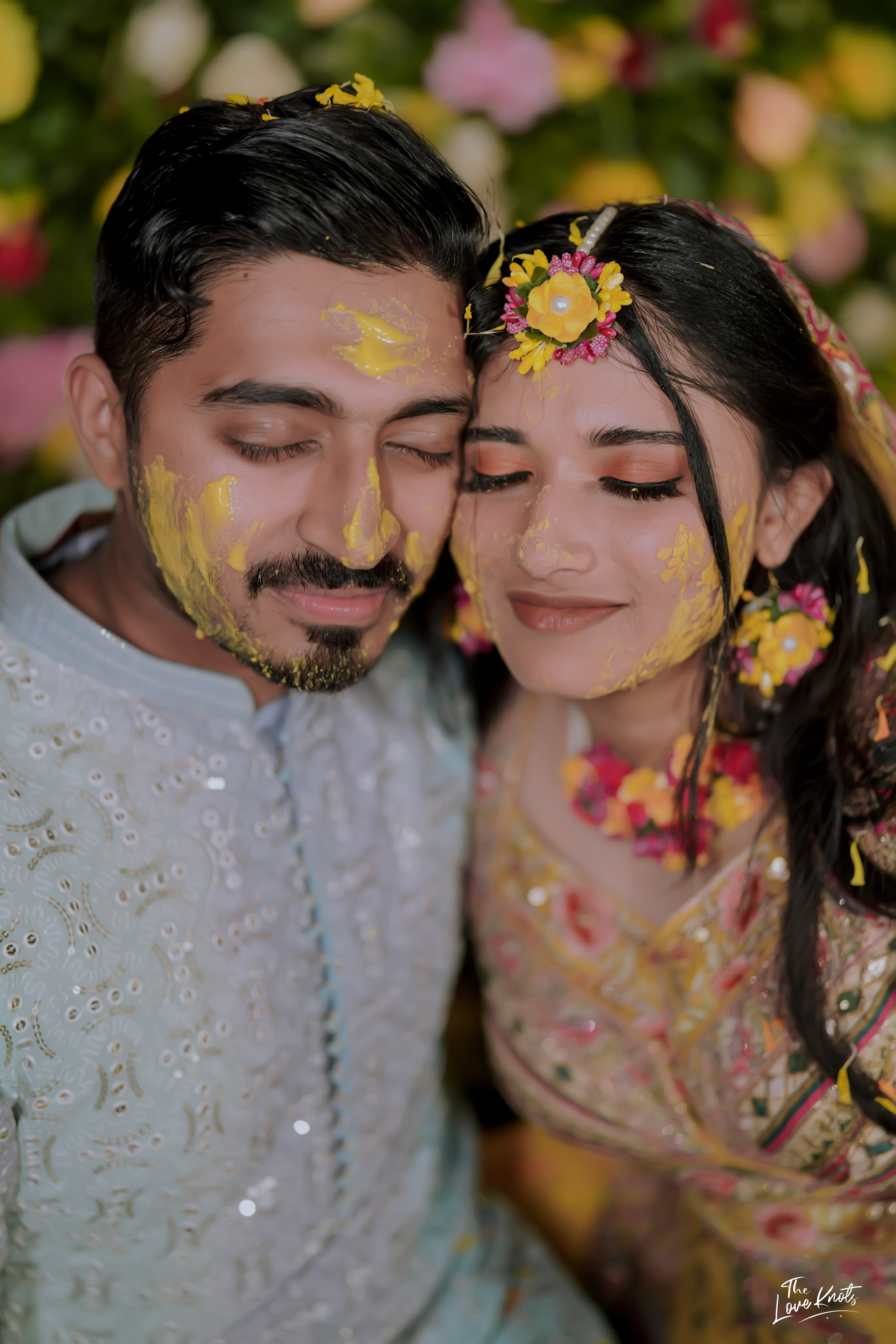 SHAHANA. Theloveknots