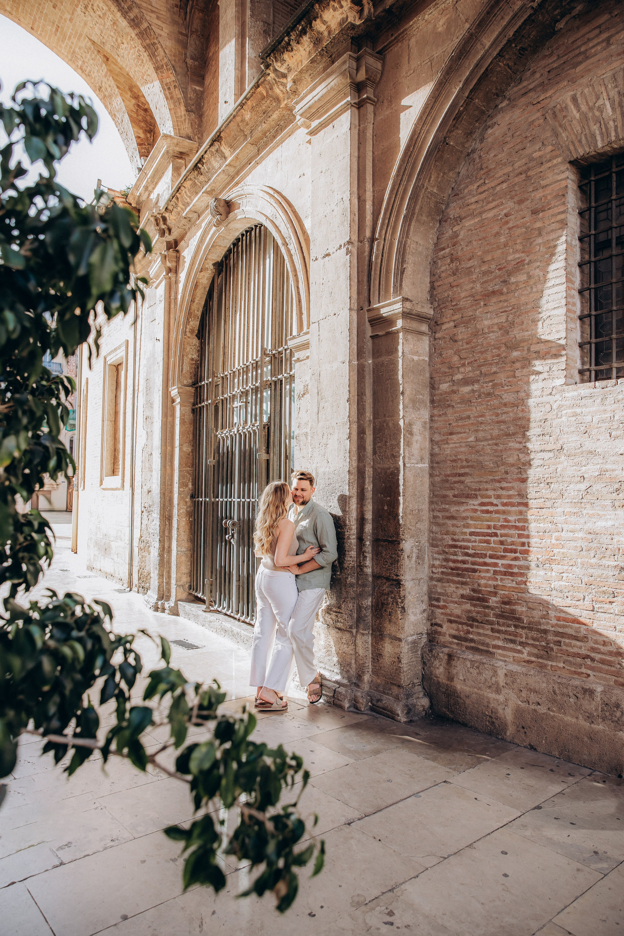 Fotografía de Pareja por Julia Gnatenko | Sesiones Románticas en Valencia, Alicante, Barcelona, España. Julia Gnatenko — Fotógrafa en Valencia, Alicante, Barcelona, España y Europa