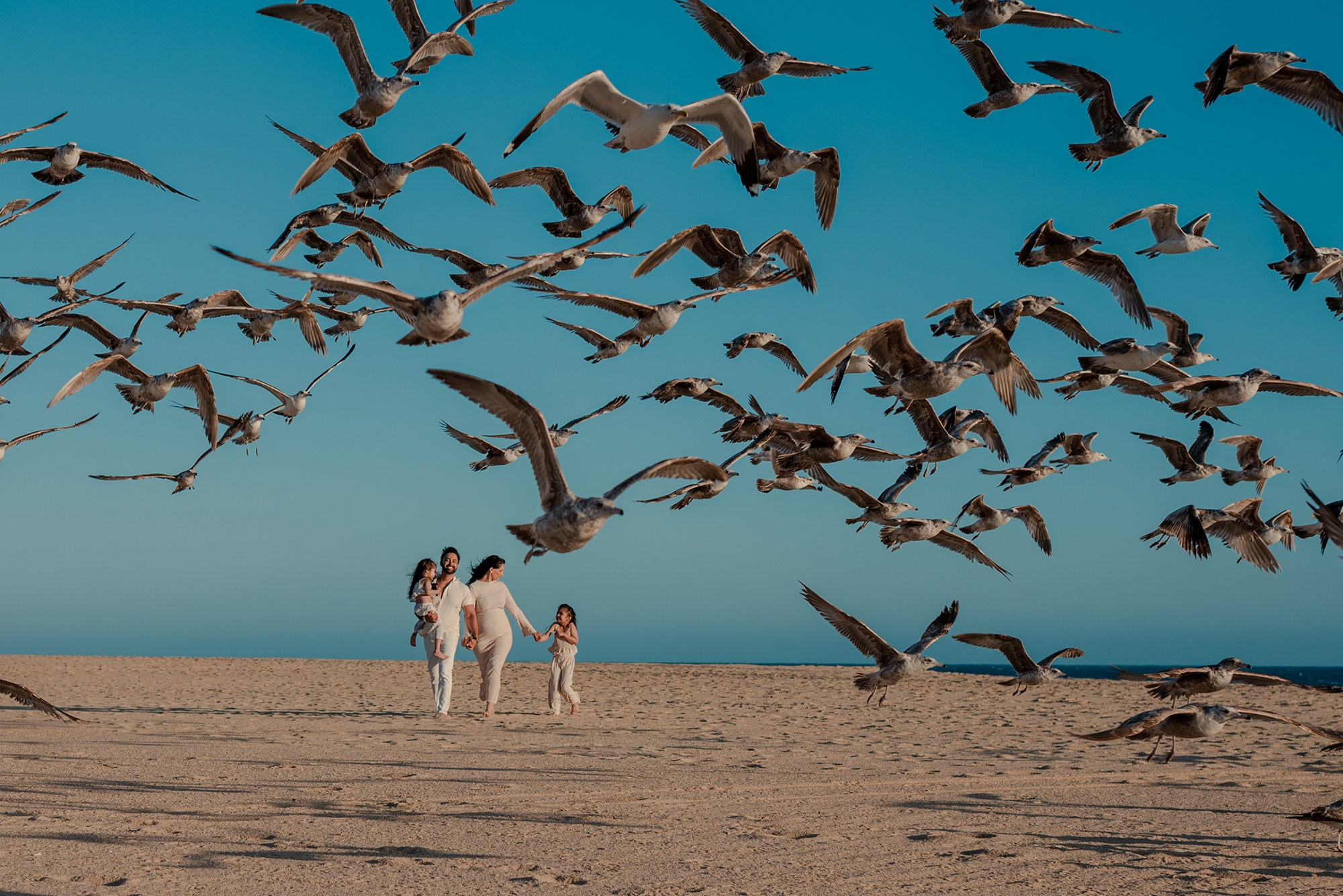 Maternity Photographer in Los Cabos | Beach Pregnancy Sessions – Izrael Reyna
