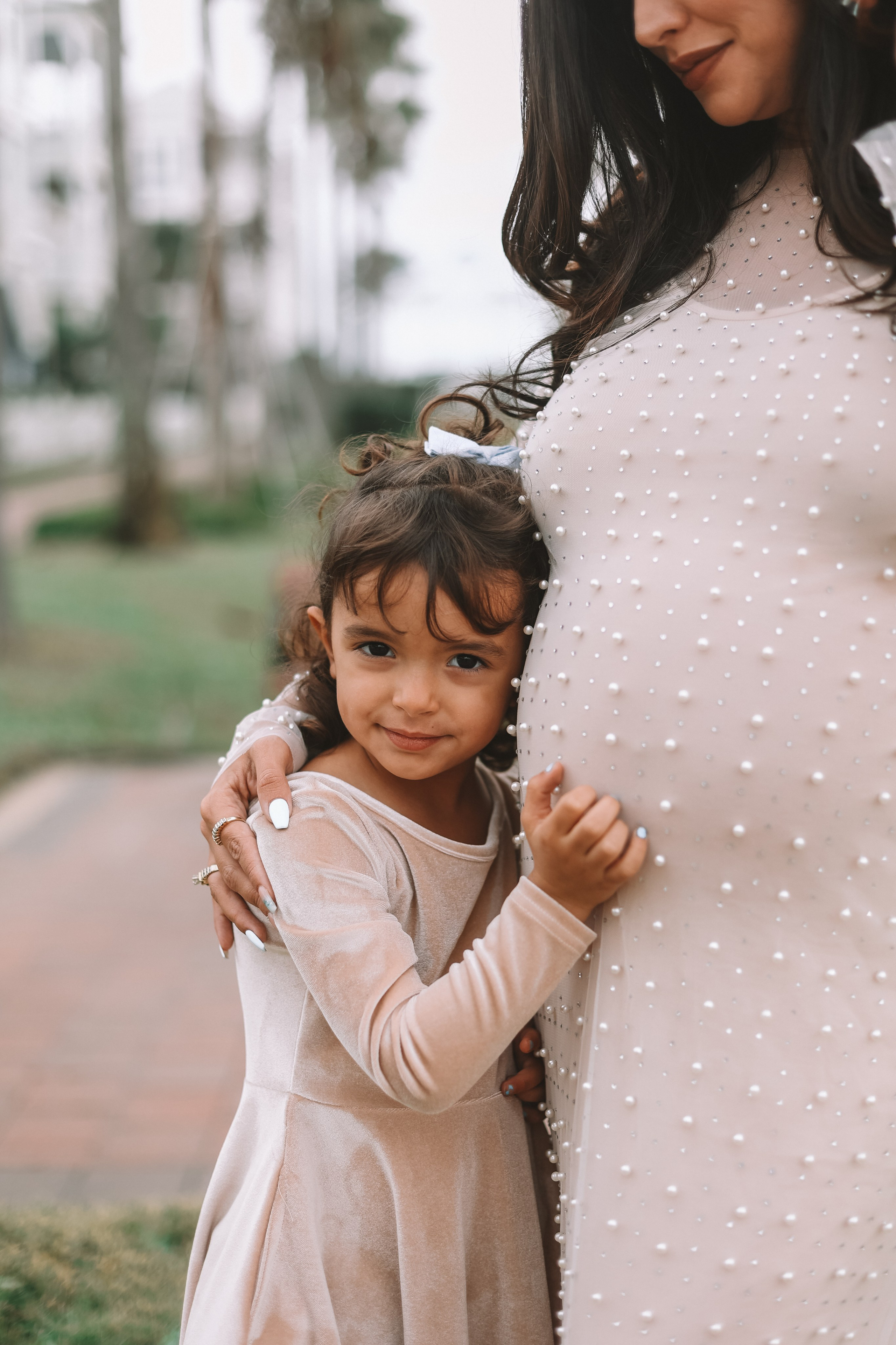 Contact Me. Iryna Yaremchuk | Family & Maternity Photographer in Houston, TX