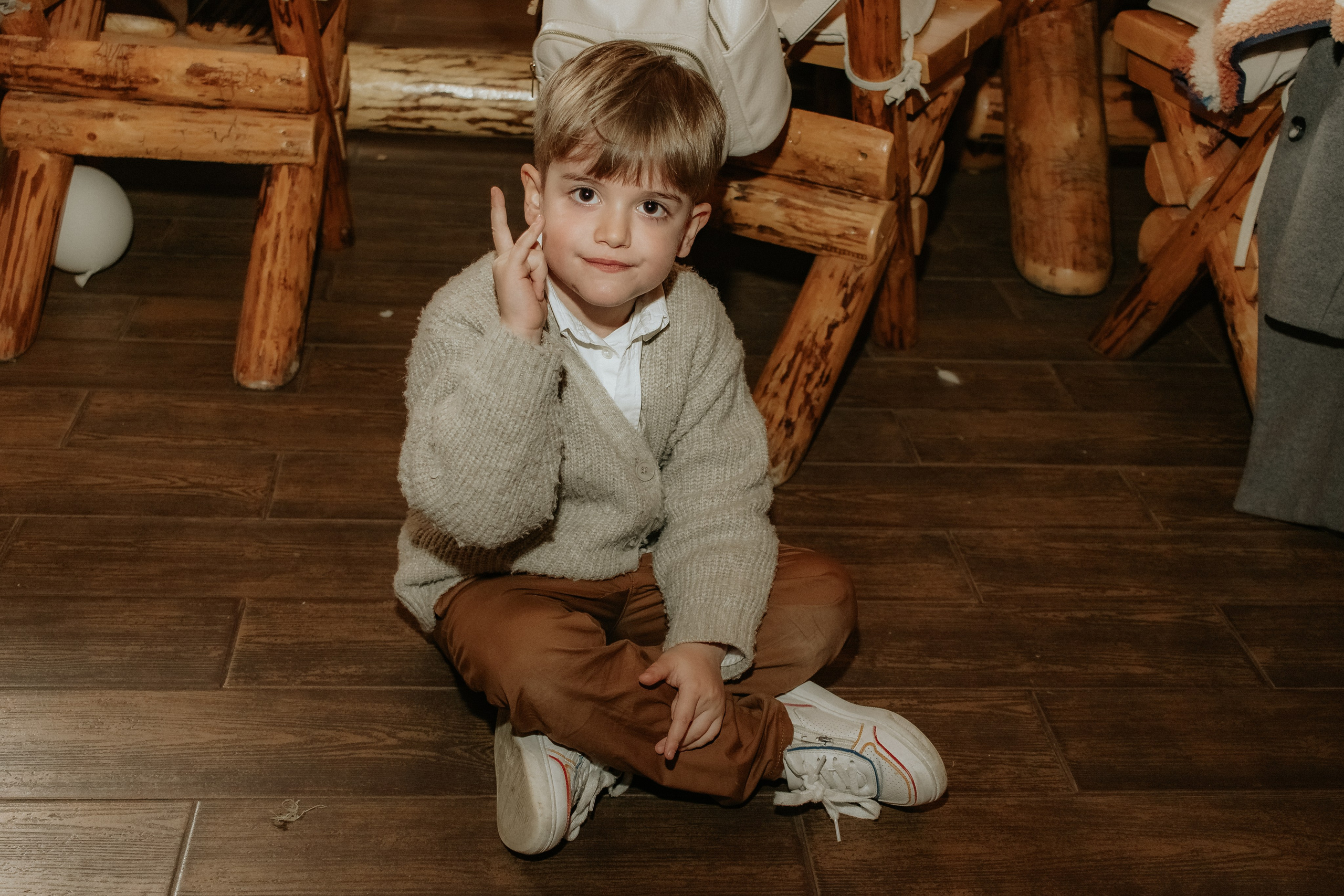 Razvan. Fotograf si videograf — evenimente si studio