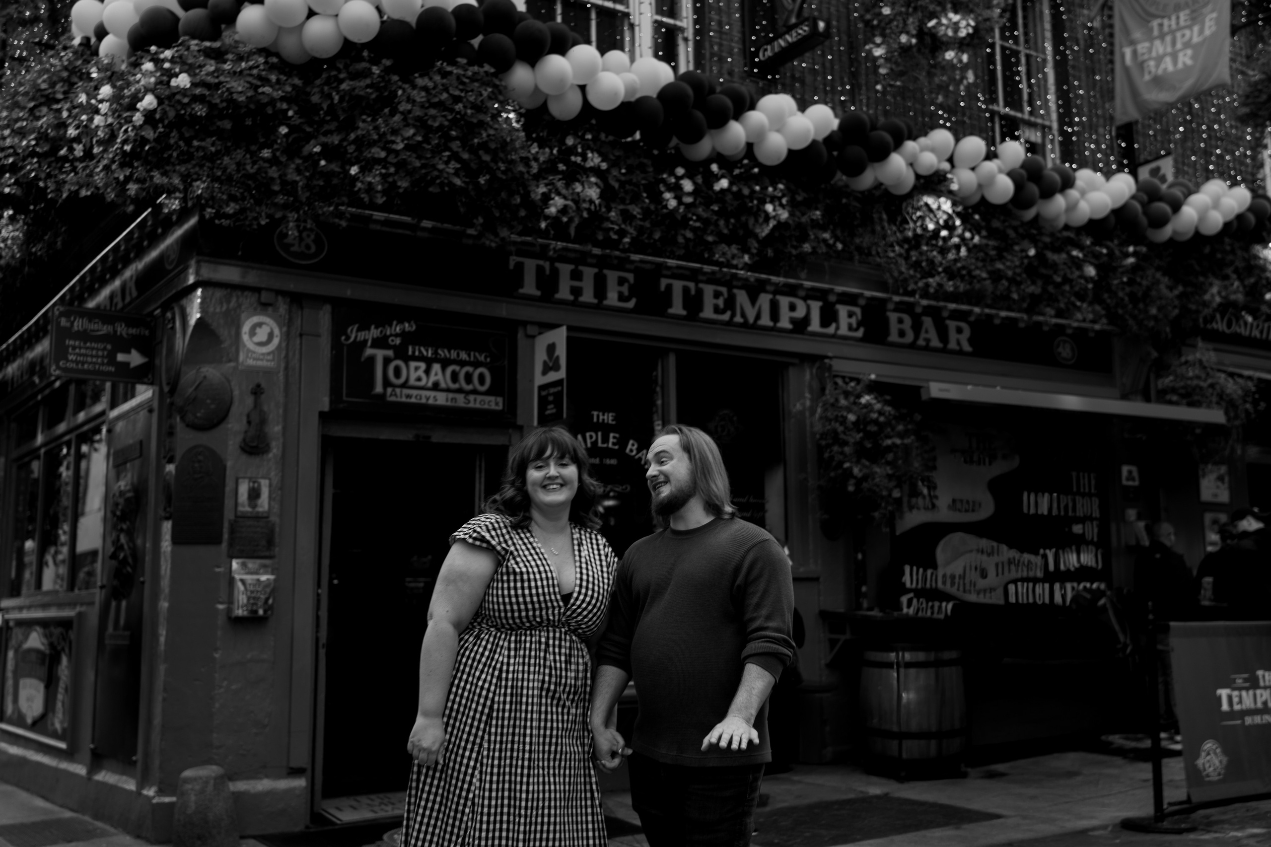 Proposal in Dublin. Candid Photographer in Ireland | Authentic Wedding Photography Miruna Daiana