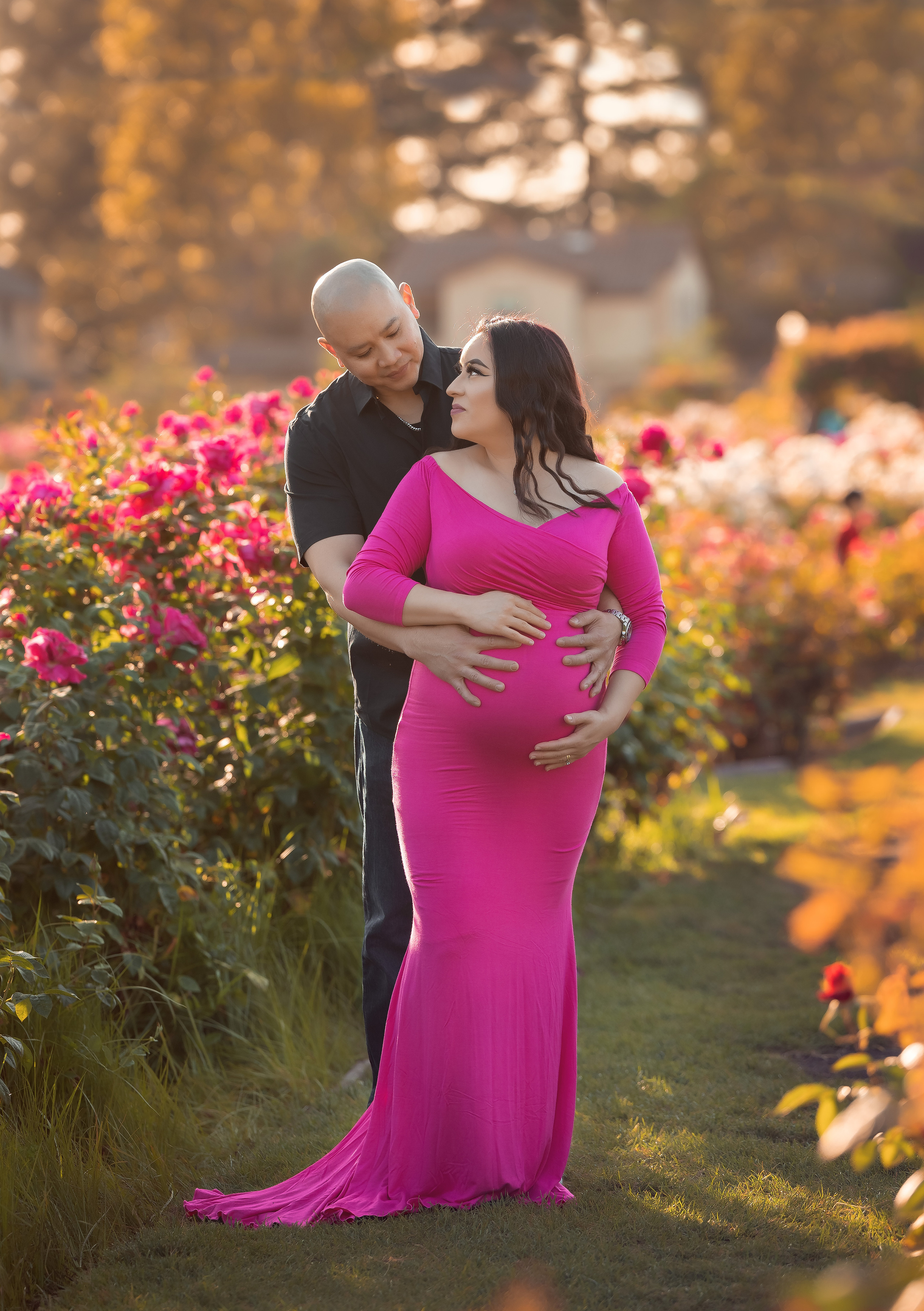 Maternity photoshoot in San Jose, Bay Area. Couples & Families photographer in Bay Area, San Jose, California