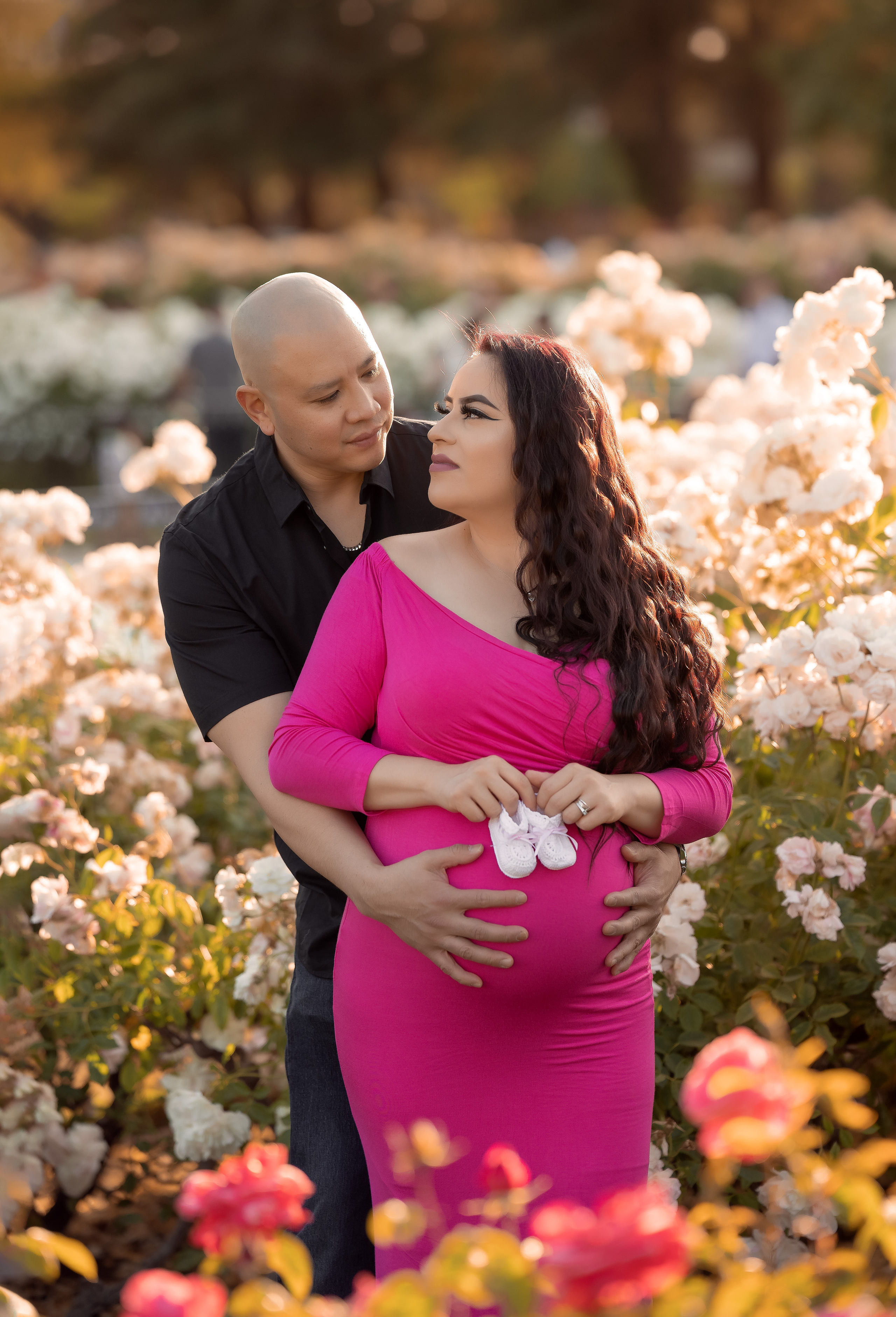 Maternity photoshoot in San Jose, Bay Area. Couples & Families photographer in Bay Area, San Jose, California