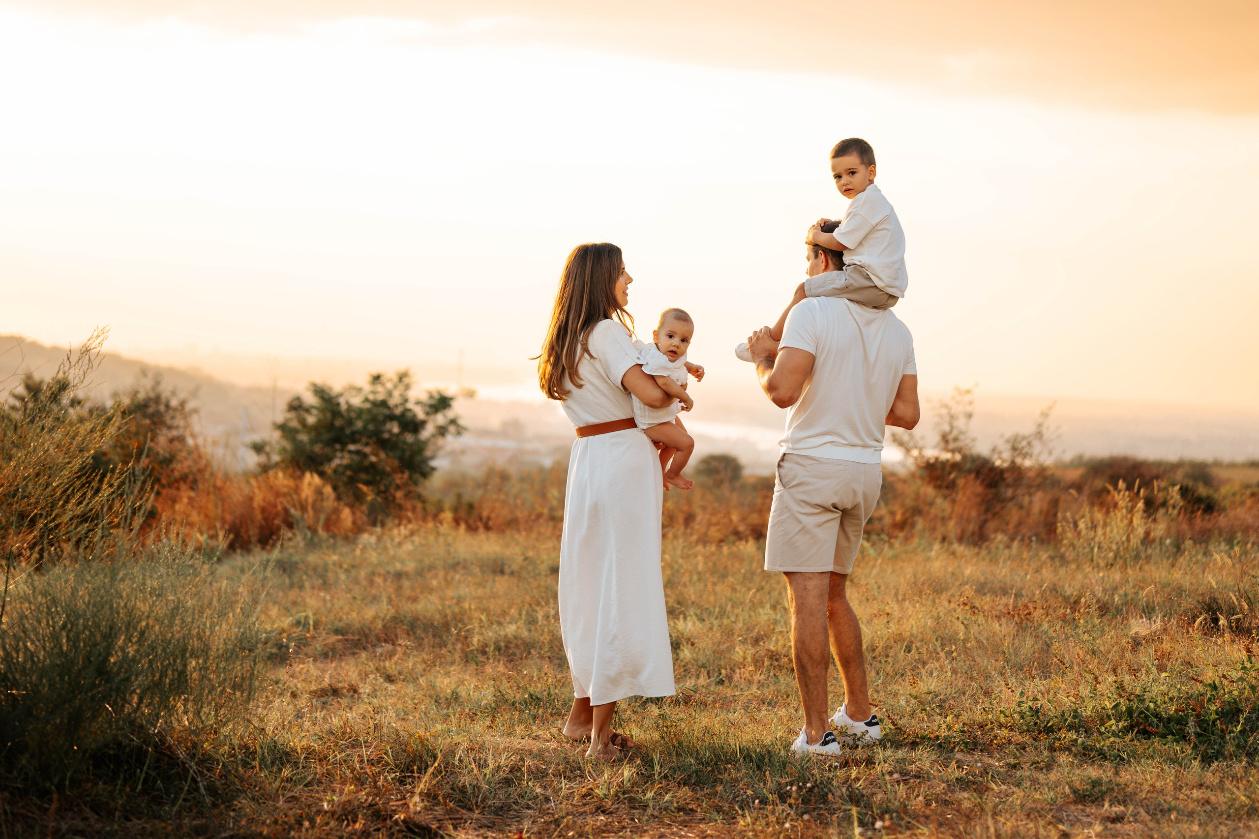 Bojana, Marko, Luka i Anika - porodično fotografisanje. Dečiji i porodični fotograf