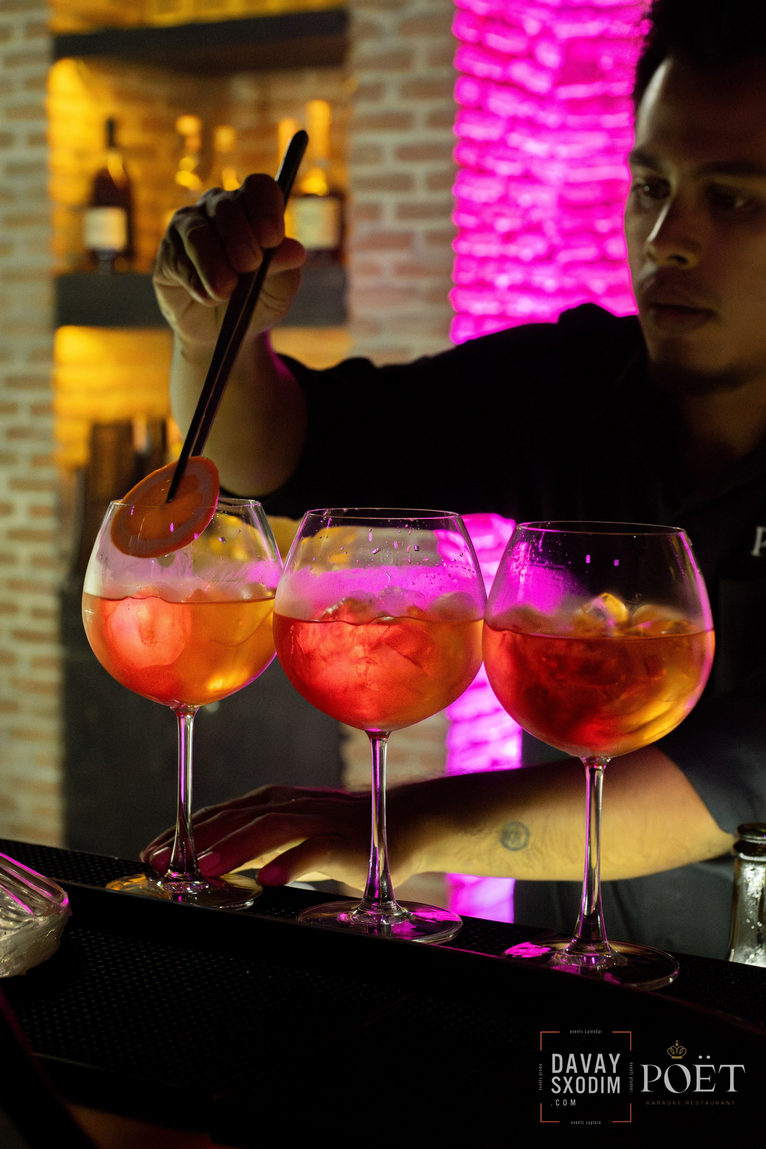 Ночь караоке | Фоторепортаж | Видеорепортаж | Афиша | DAVAYSXODIM.com PHUKET. АФИША|ФОТОРЕПОРТАЖИ|ИВЕНТЫ|ПХУКЕТ