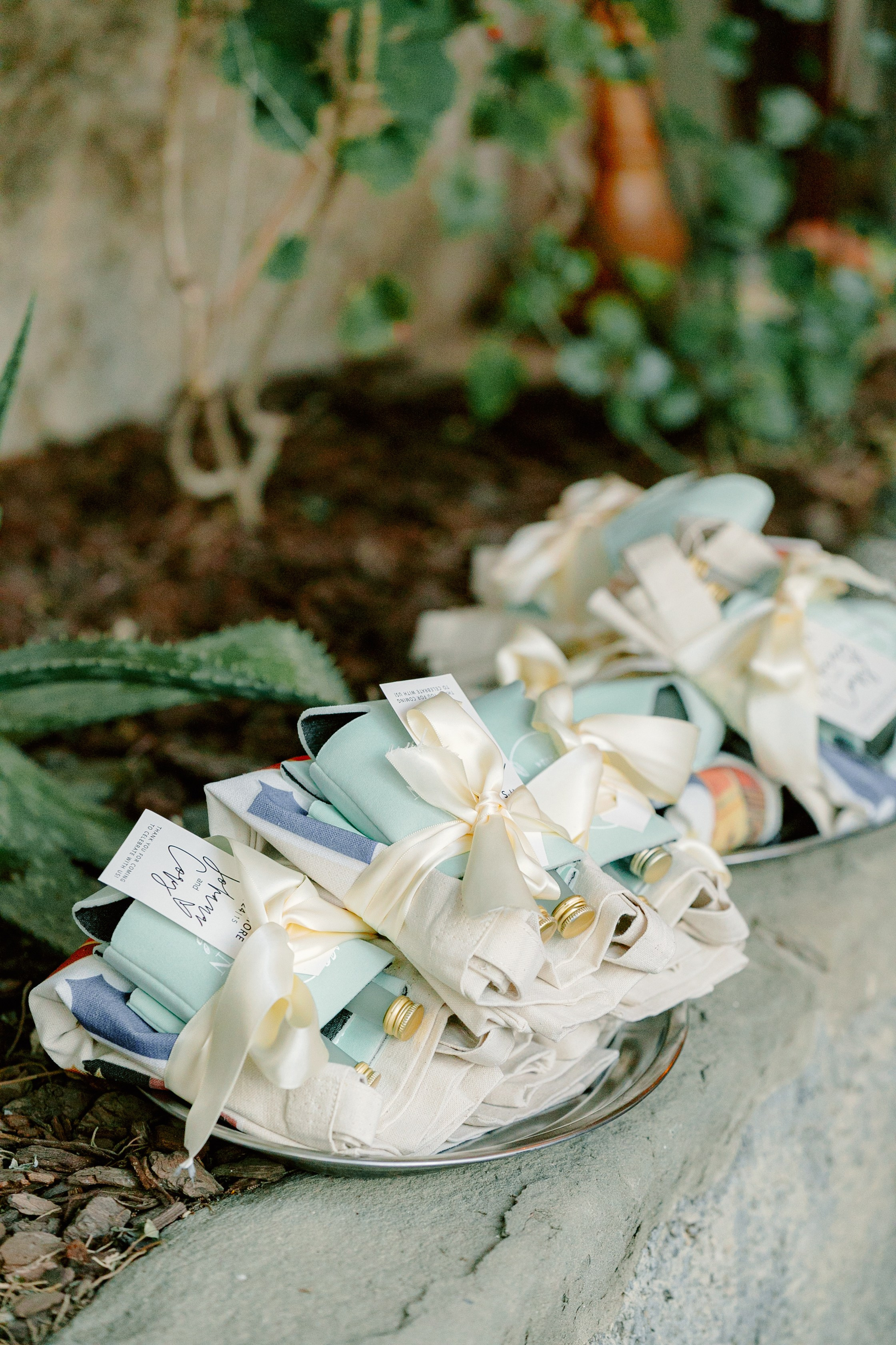 Tuscany Castello di Montegufoni wedding. Iurkovski PHOTOGRAPHY in Europe. Luxury destination weddings and events