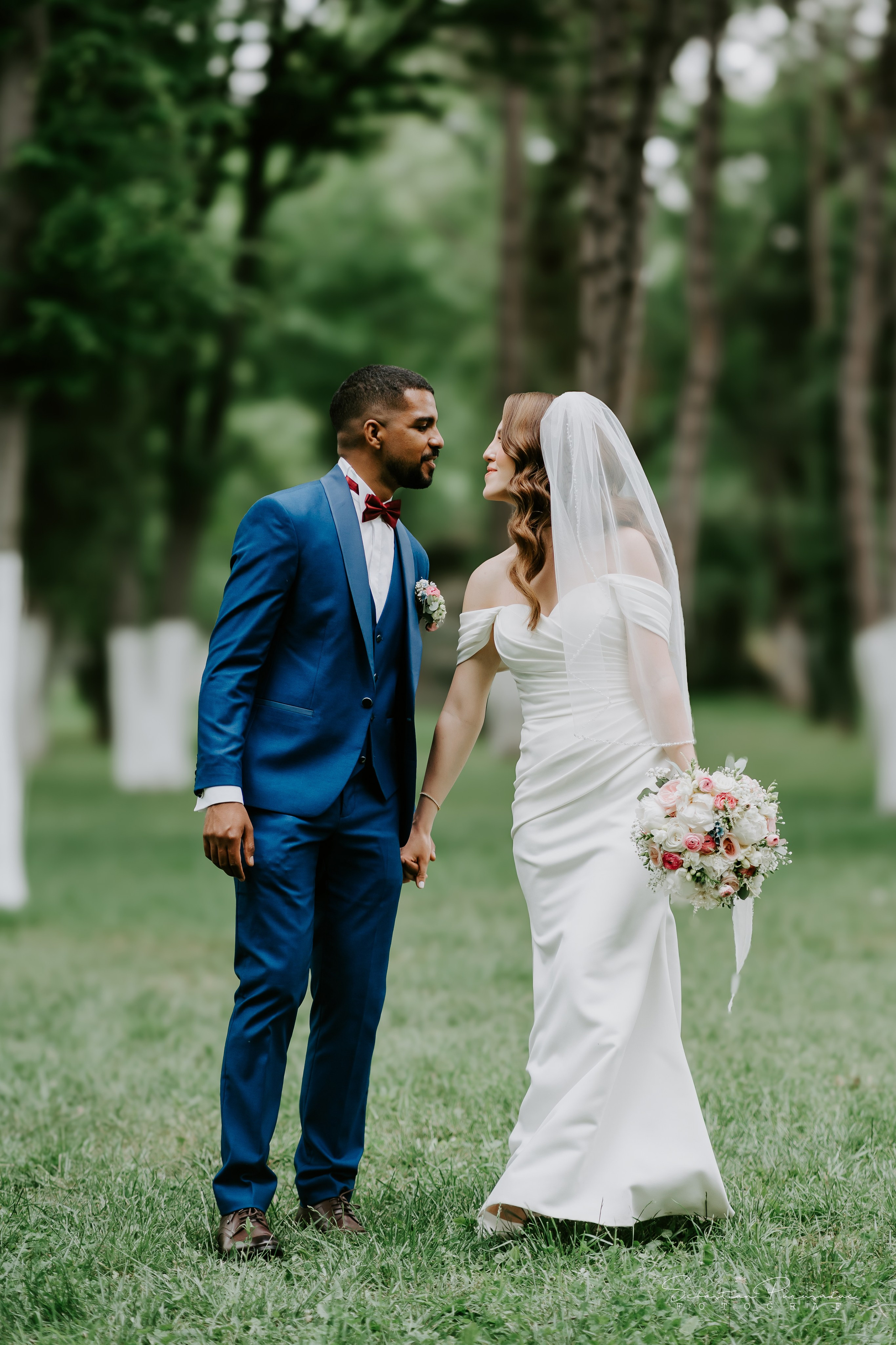 Bianca & Cristiano. Sebastian Purusniuc Fotograf - Iasi