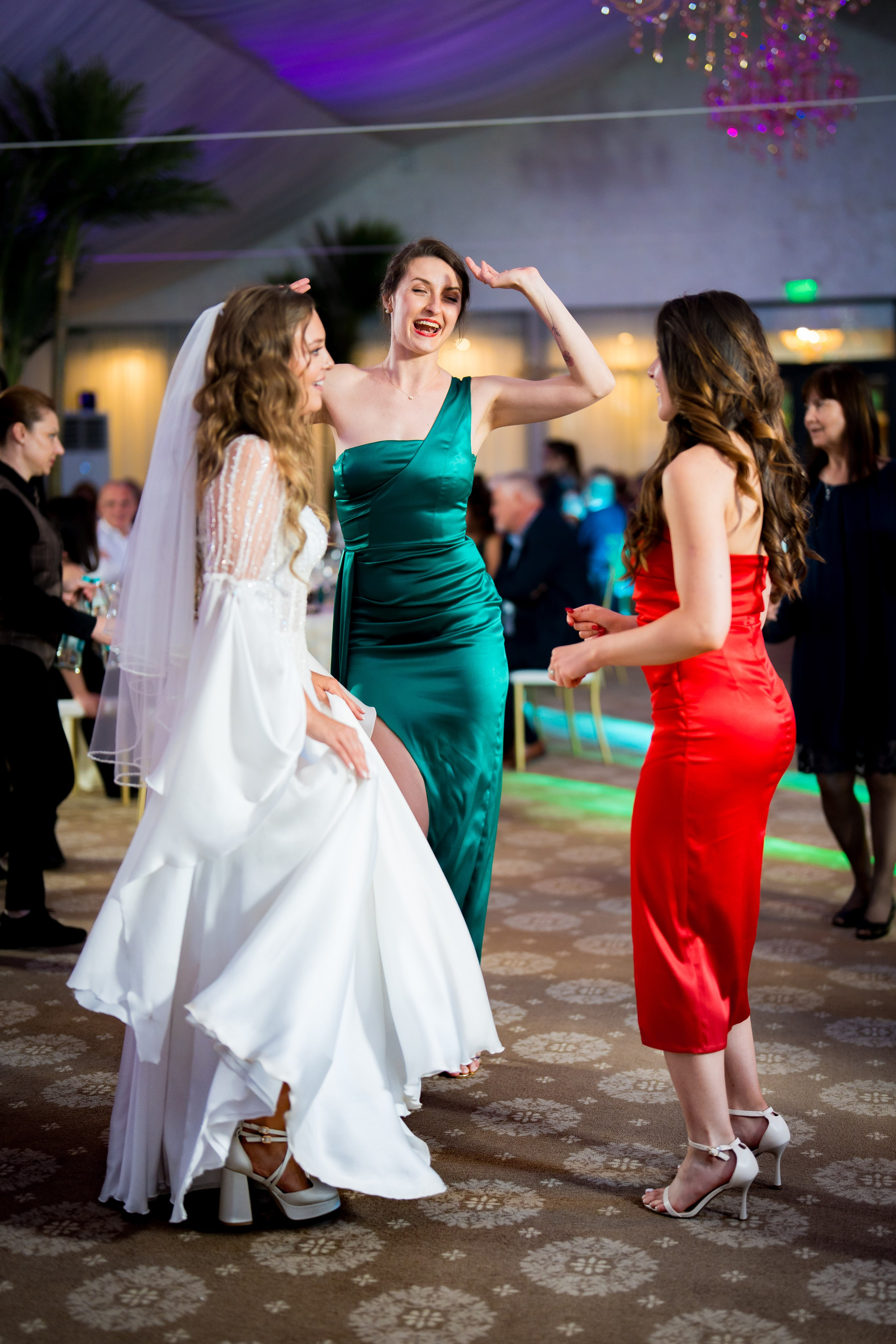 PARTY. Gabriel Florea — Fotograf nuntă București