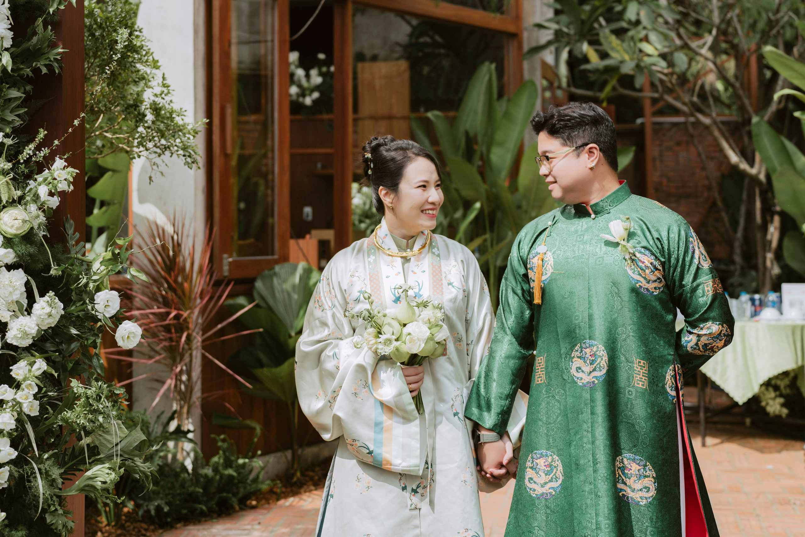 AMI & KEN. WEDDING PHOTOGRAPHER IN VIETNAM