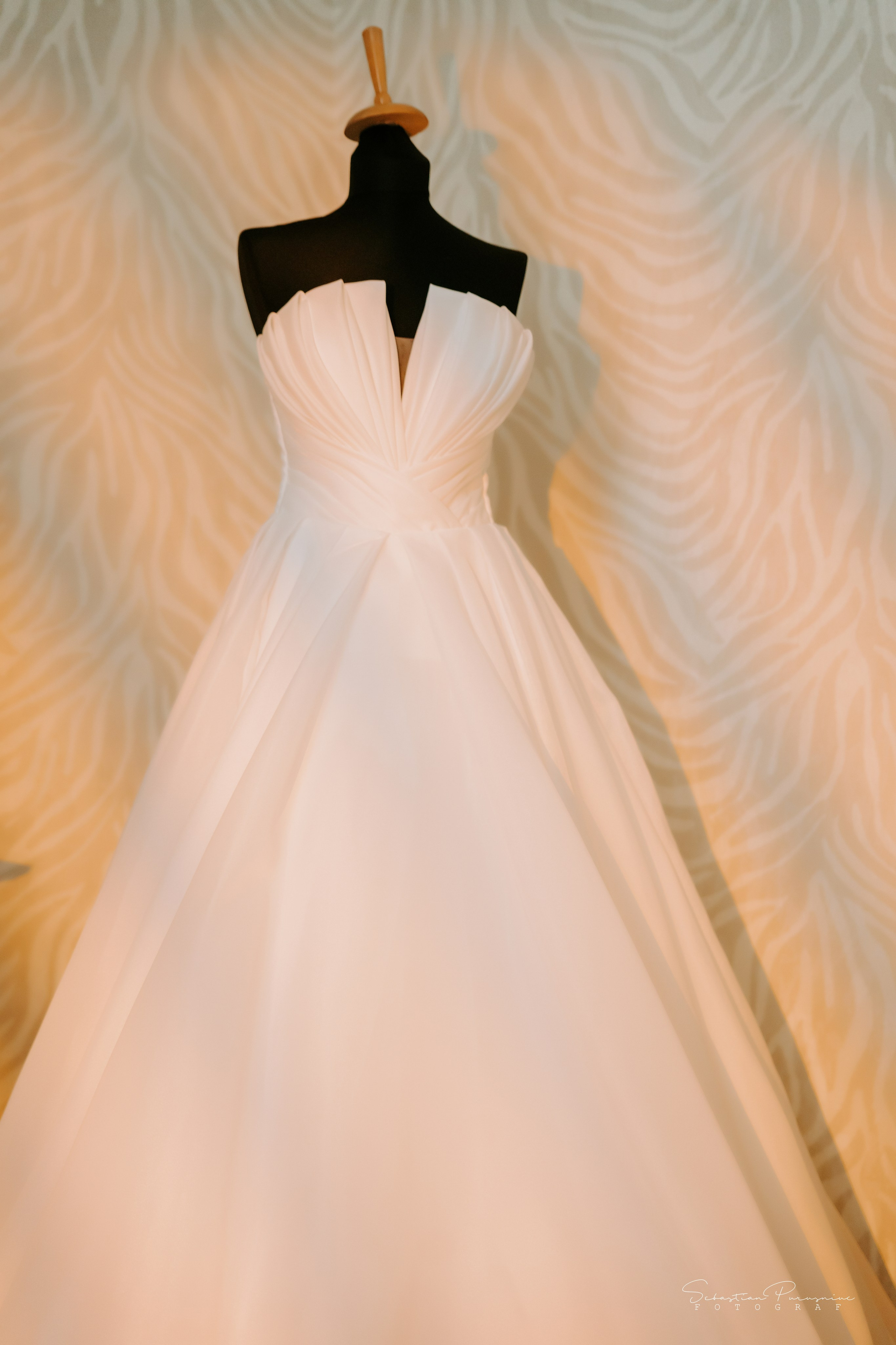 Bianca & Iulian. Sebastian Purusniuc Fotograf - Iasi