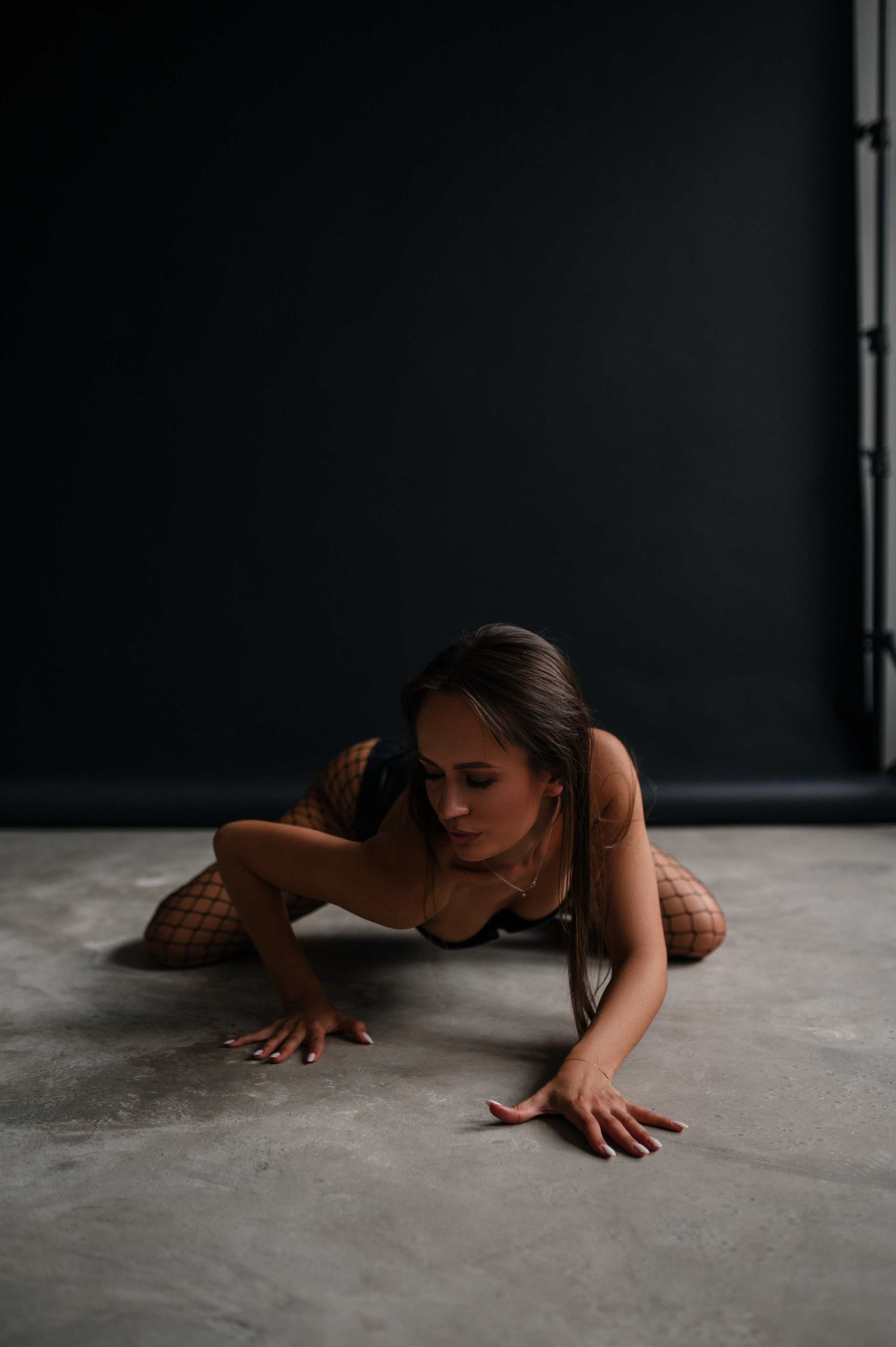 Mila. ANNA-MARIA PHOTO CONTENT CREATOR — photographer, aesthete, artist, and visual expert for Instagram in Prague