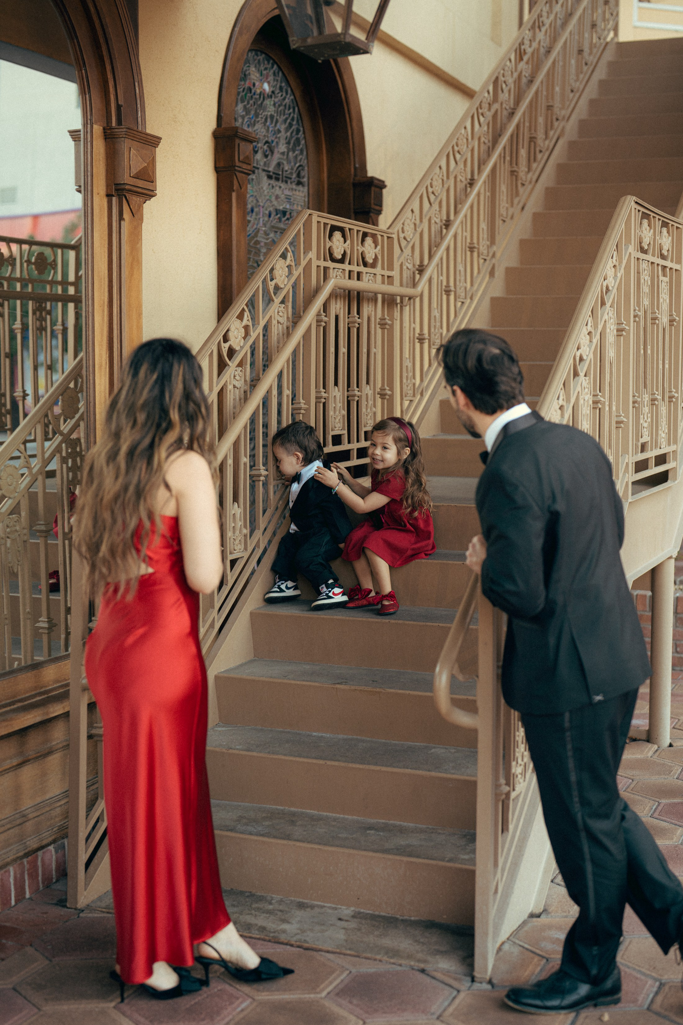 Brianna, Glenn, Jojo and Emmett. Wedding & elopement photographer Viktoriya Kravtsov. Las Vegas