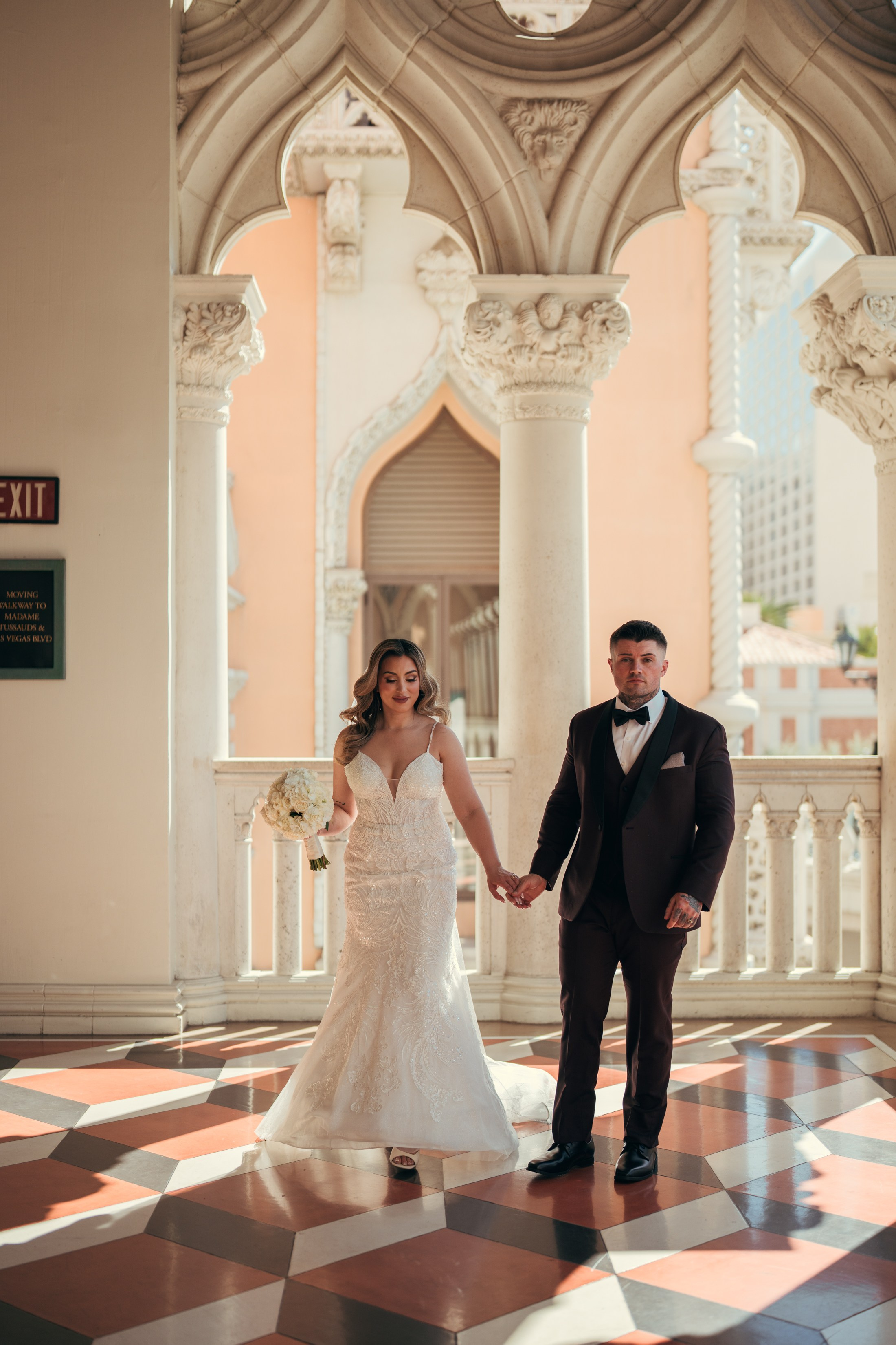 Priscilla&Garry. Wedding & elopement photographer Viktoriya Kravtsov. Las Vegas