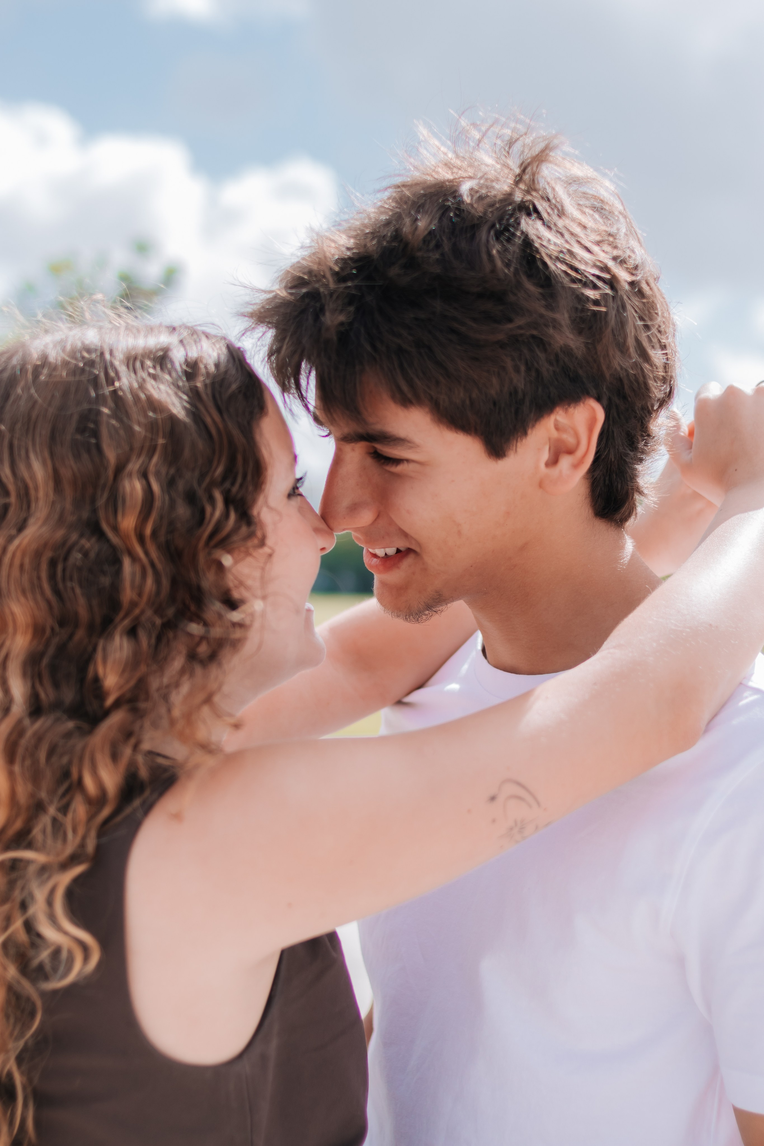 Victor & Julia — An Afternoon in Love. Tostes Photography