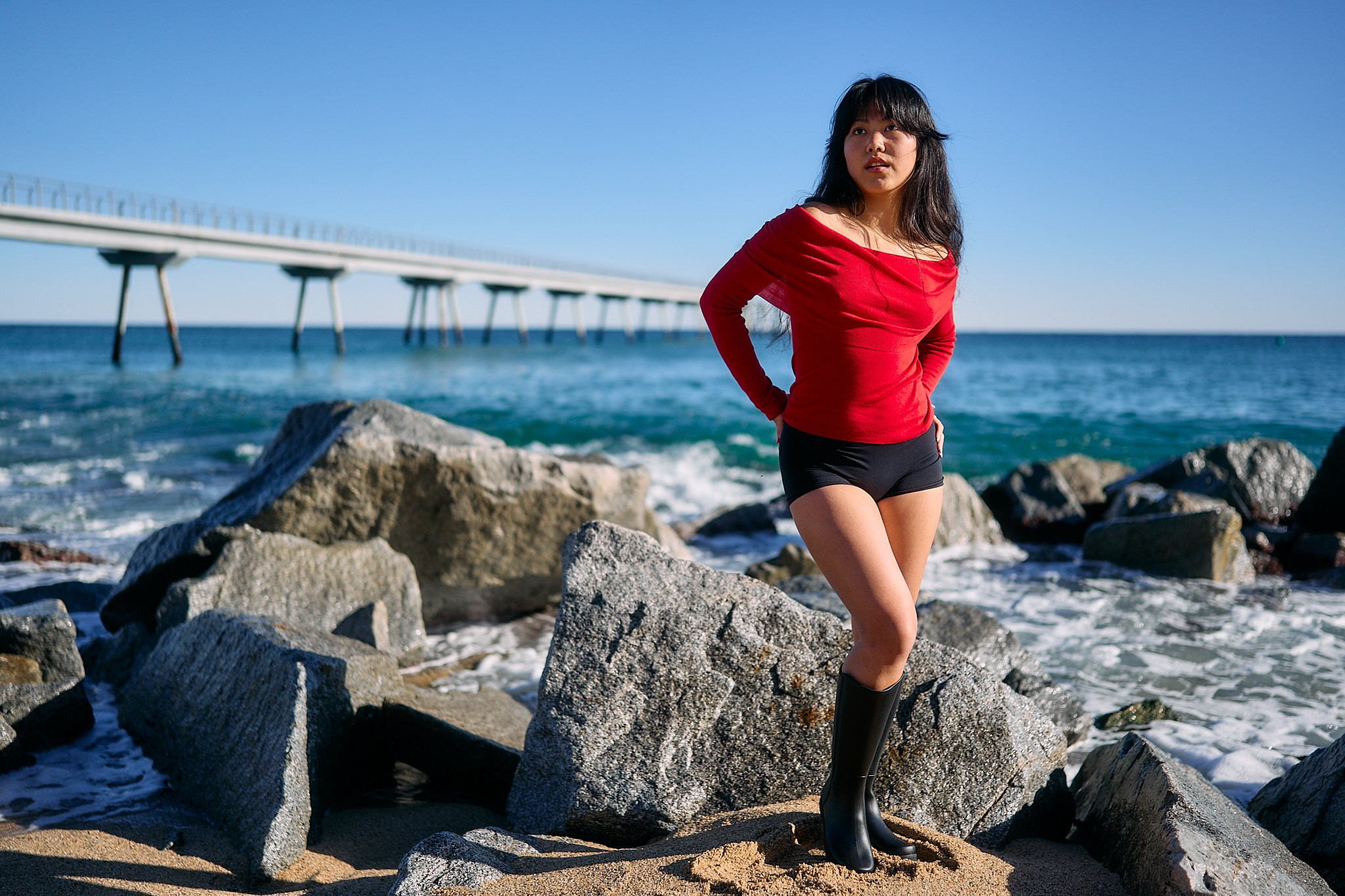 Description of the beach and sea location for a love-story or individual photo shoot in Barcelona, examples of photos. POSTCARD.BCN Photographer Kate in Barcelona. Love-story, family or individual photo shoots
