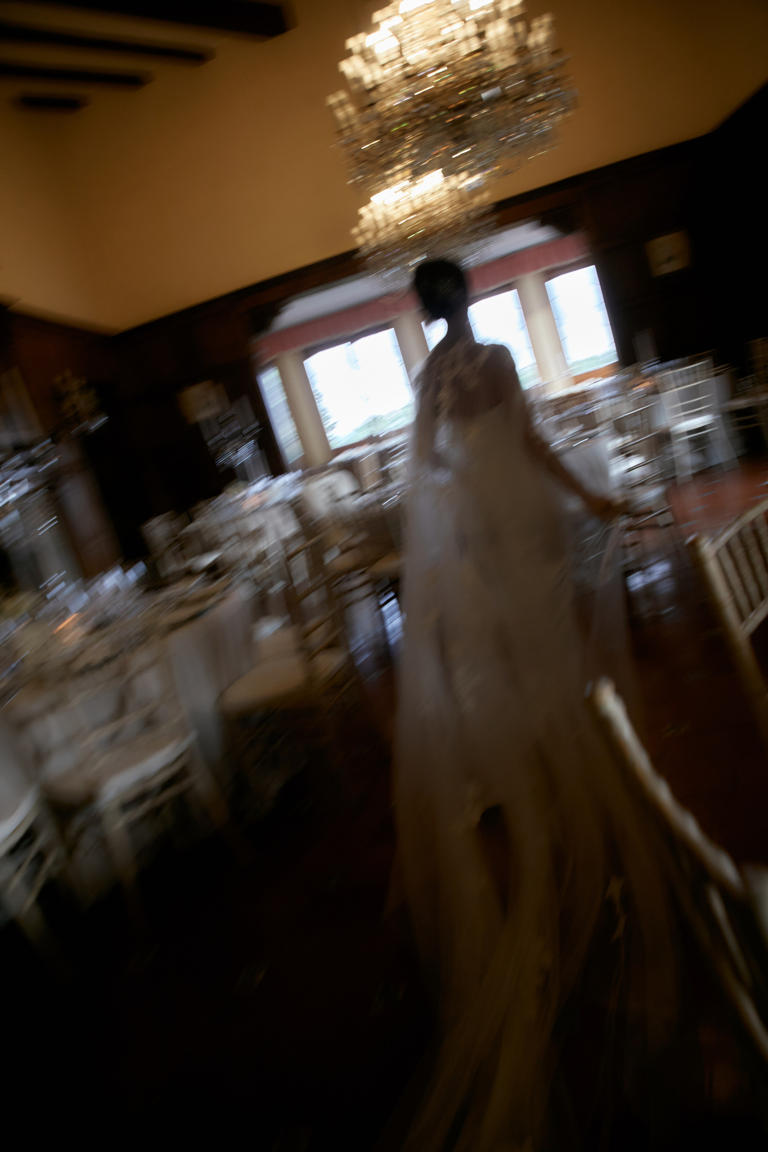 Wedding. Photographer in Paris