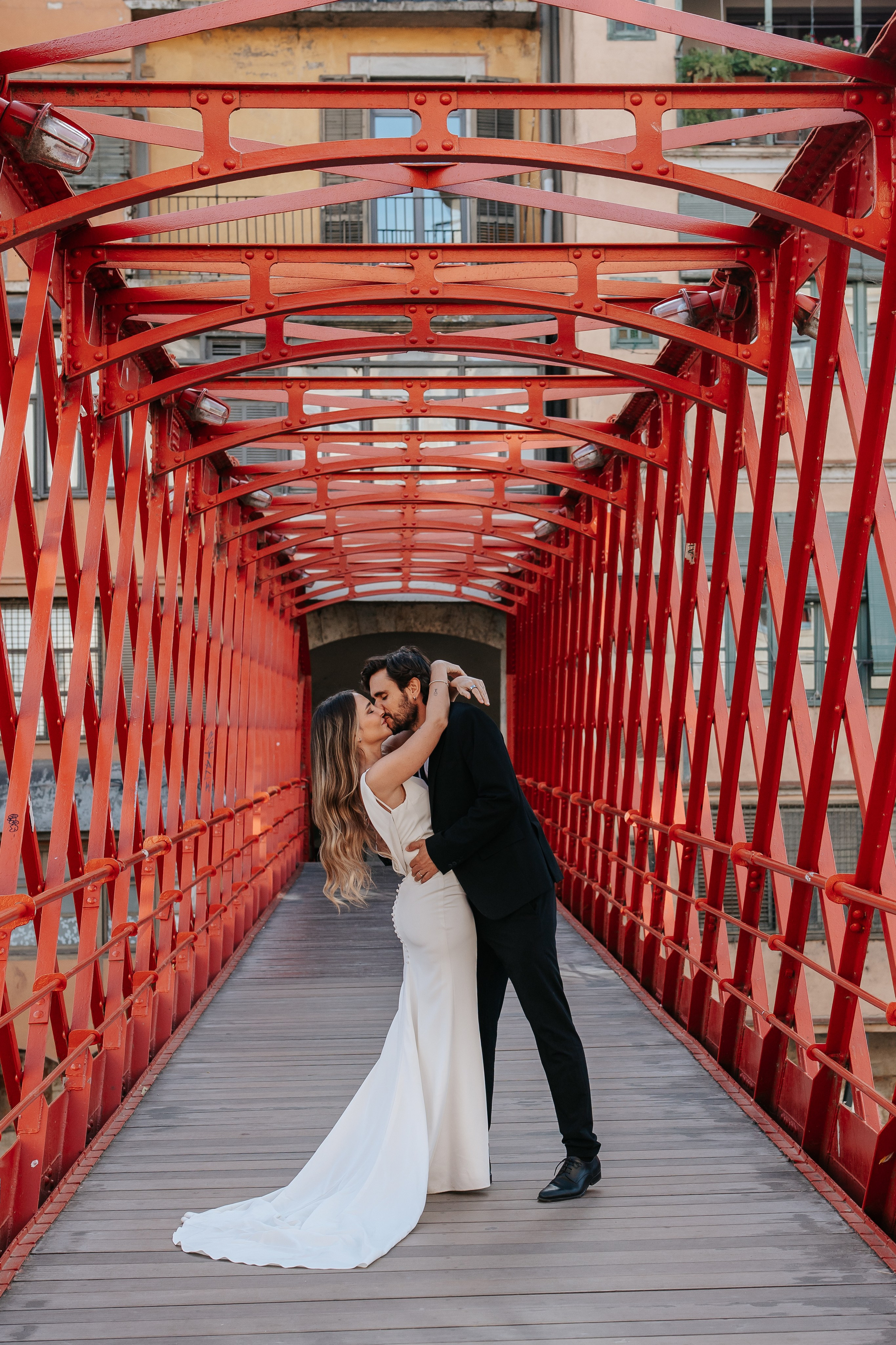Barbara+Carlos, Girona, Love story. Wedding photographer in Catalonia