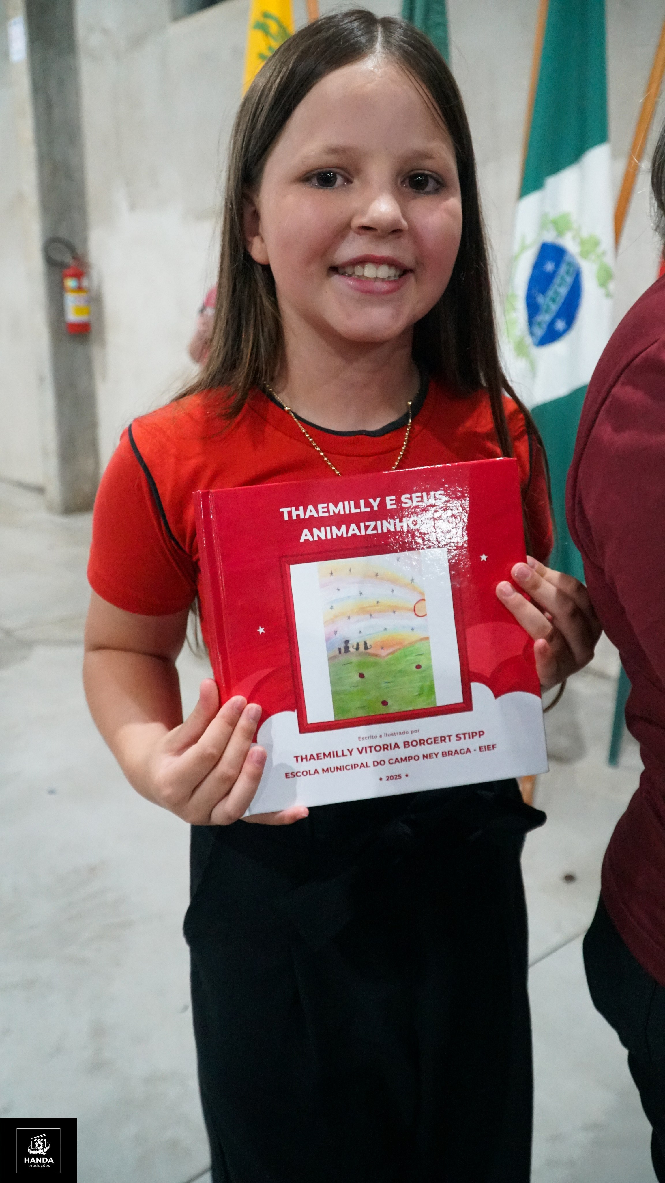 Noite autógrafos colégio Aurélio Buarque de Holanda. Handa Produções