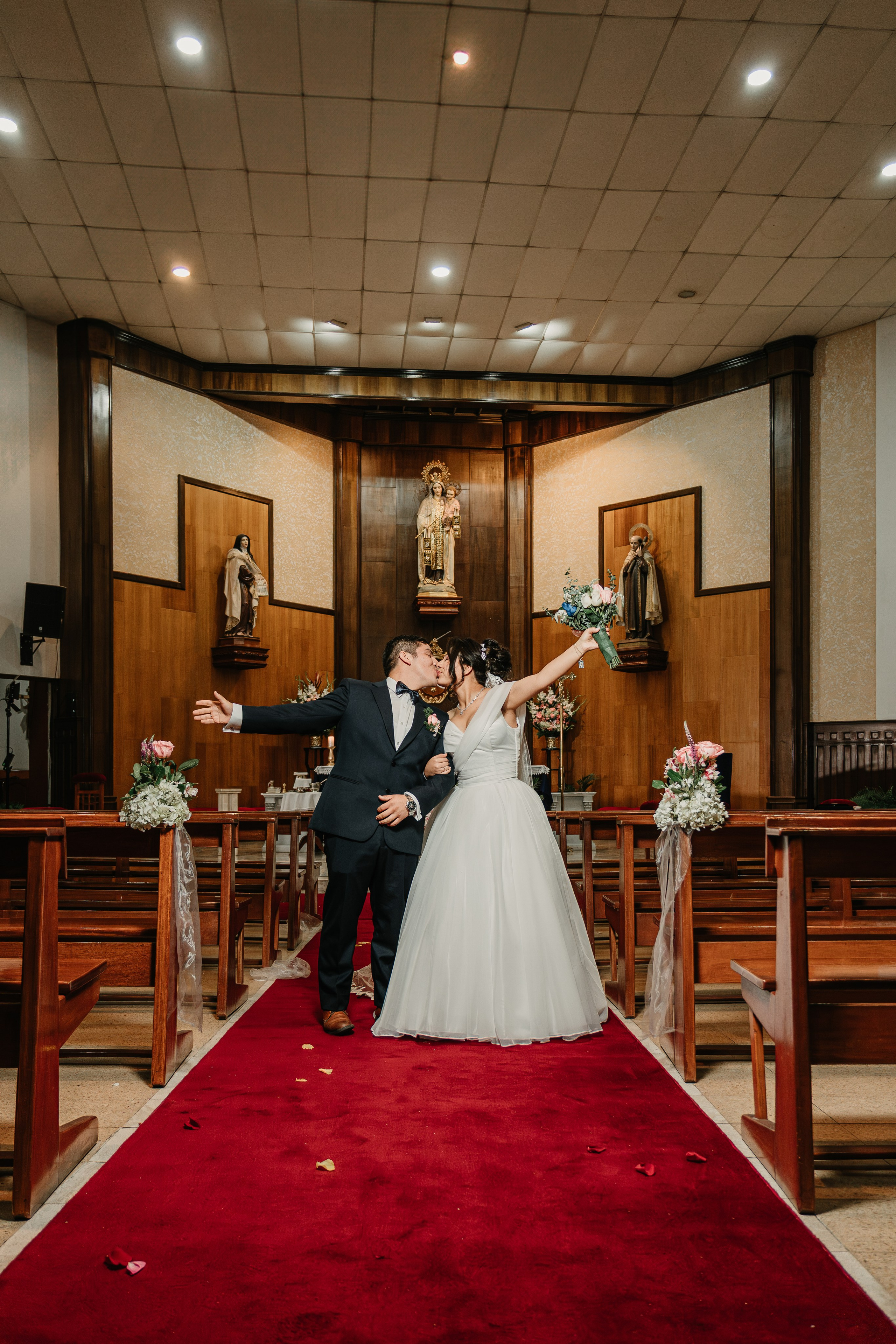 ALEJANDRA + RODRIGO BODA RELIGIOSA. Studio KVTA | Fotografía y Video de Bodas en Arequipa