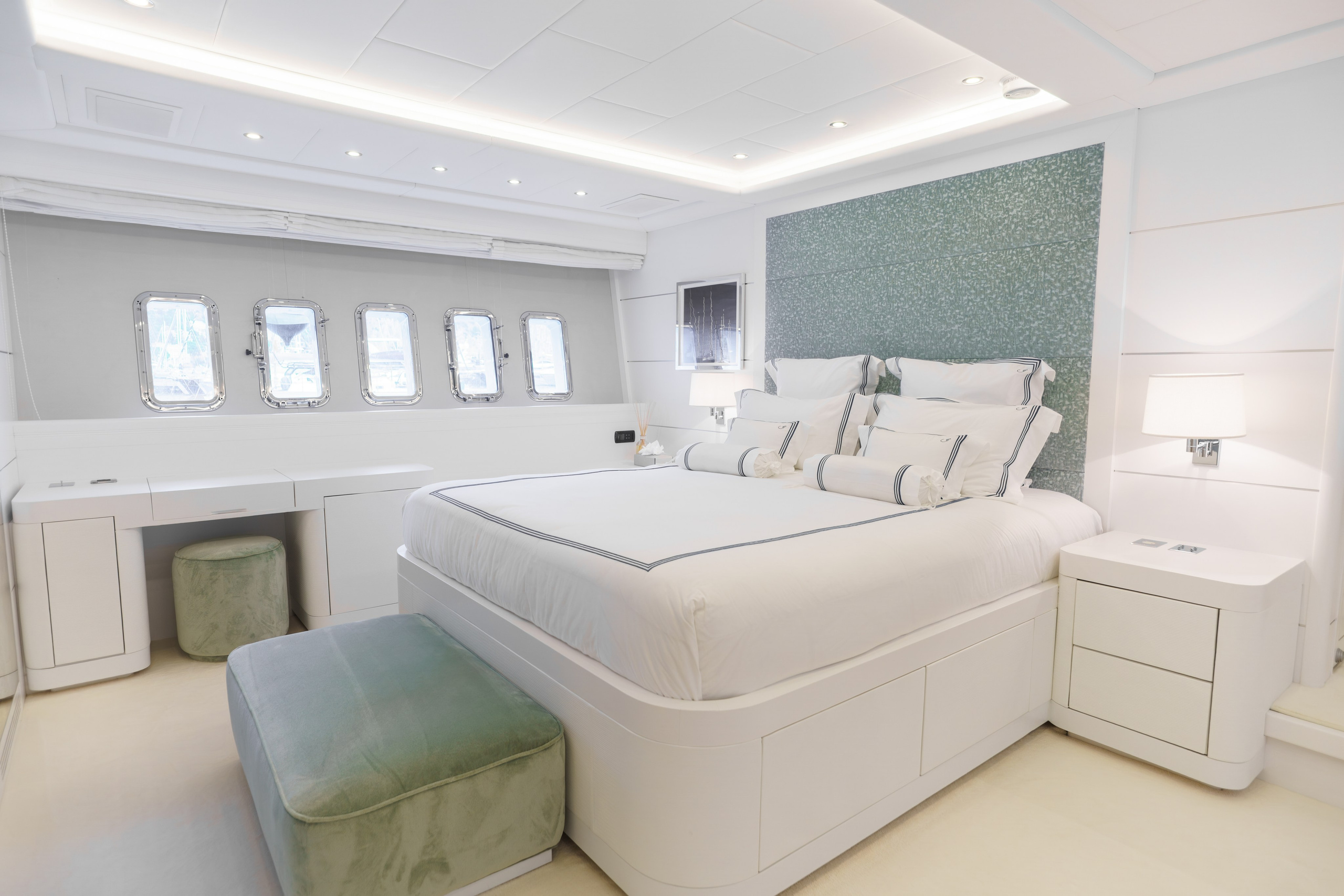 Yacht Photography. DVORETSKA