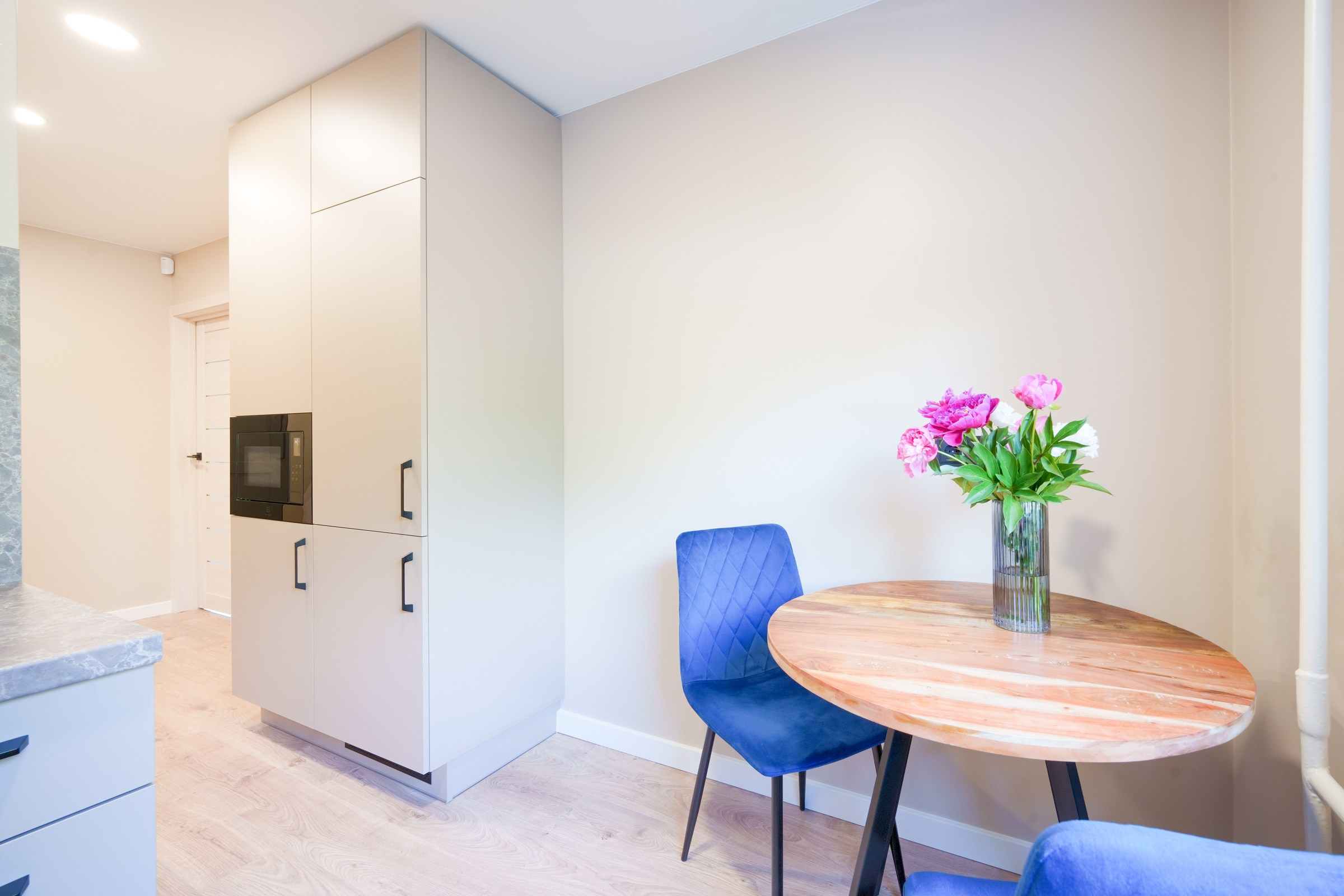 Tuskulėnų g. 8. Elina Sapiega fotografė Vilniuje