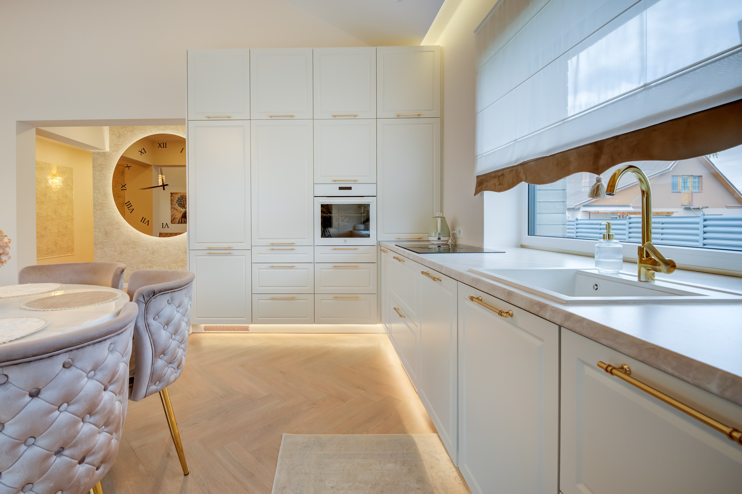 Lentvaris, gražus namas. Elina Sapiega fotografė Vilniuje