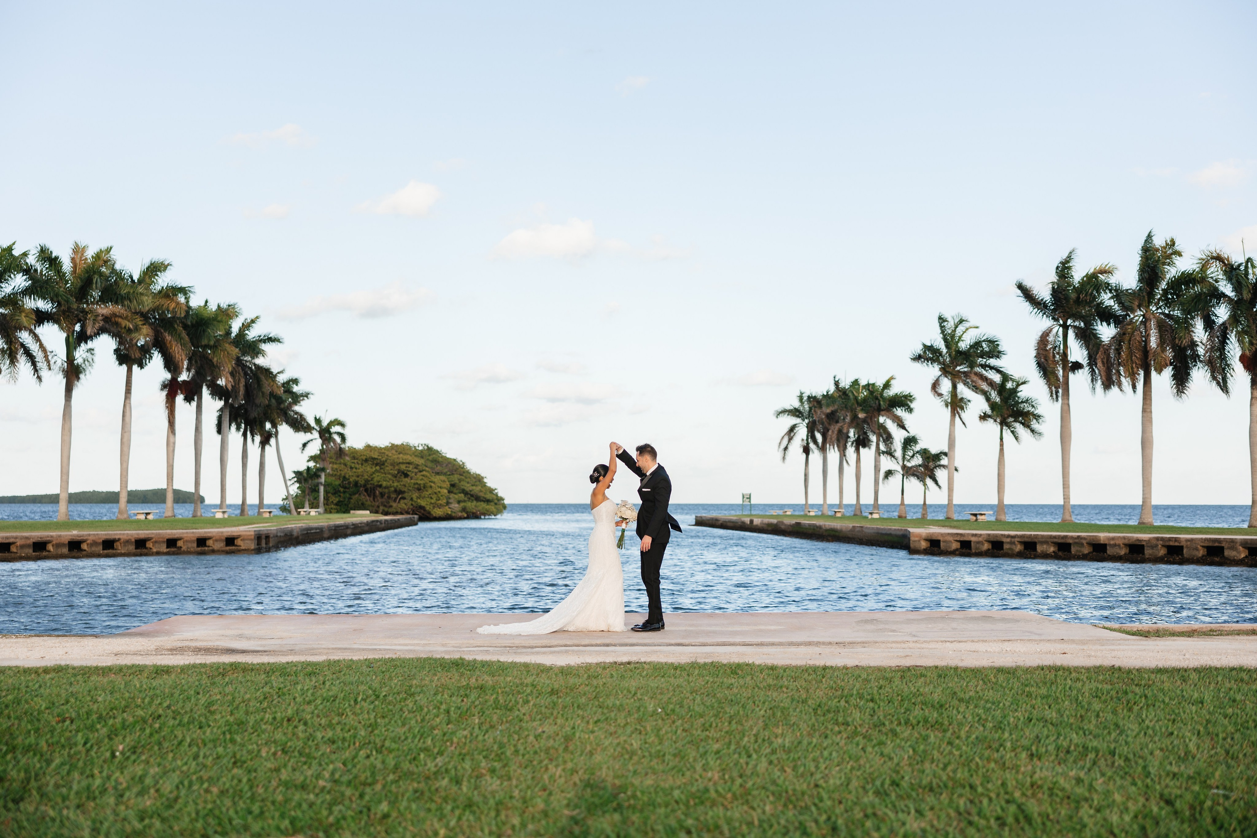 Mariella & Christopher’s Elegant Wedding at Deering Estate. YES I DO PRODUCTION — Wedding photography&videography