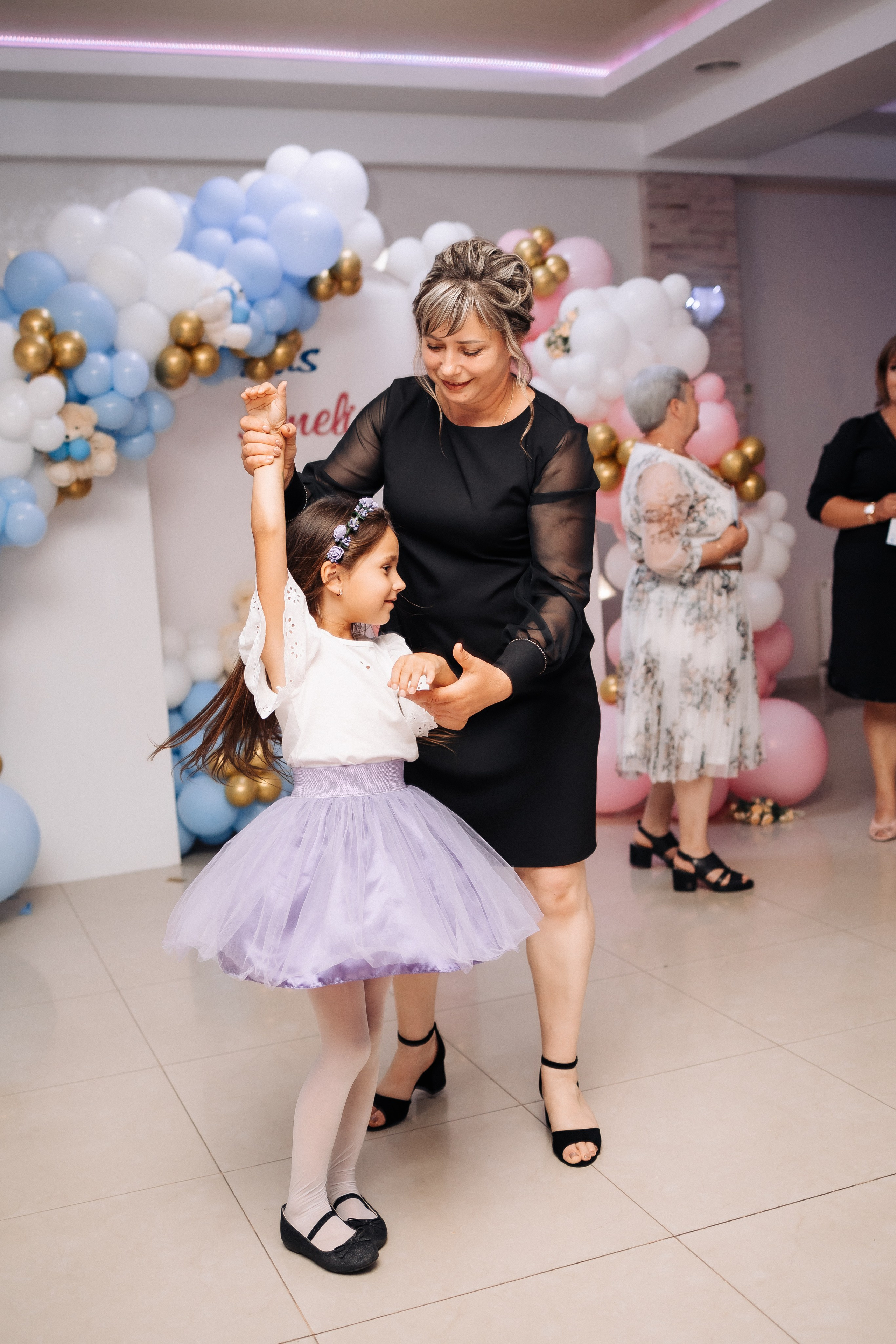 Marius & Amelia. Fotograful evenimentului tău