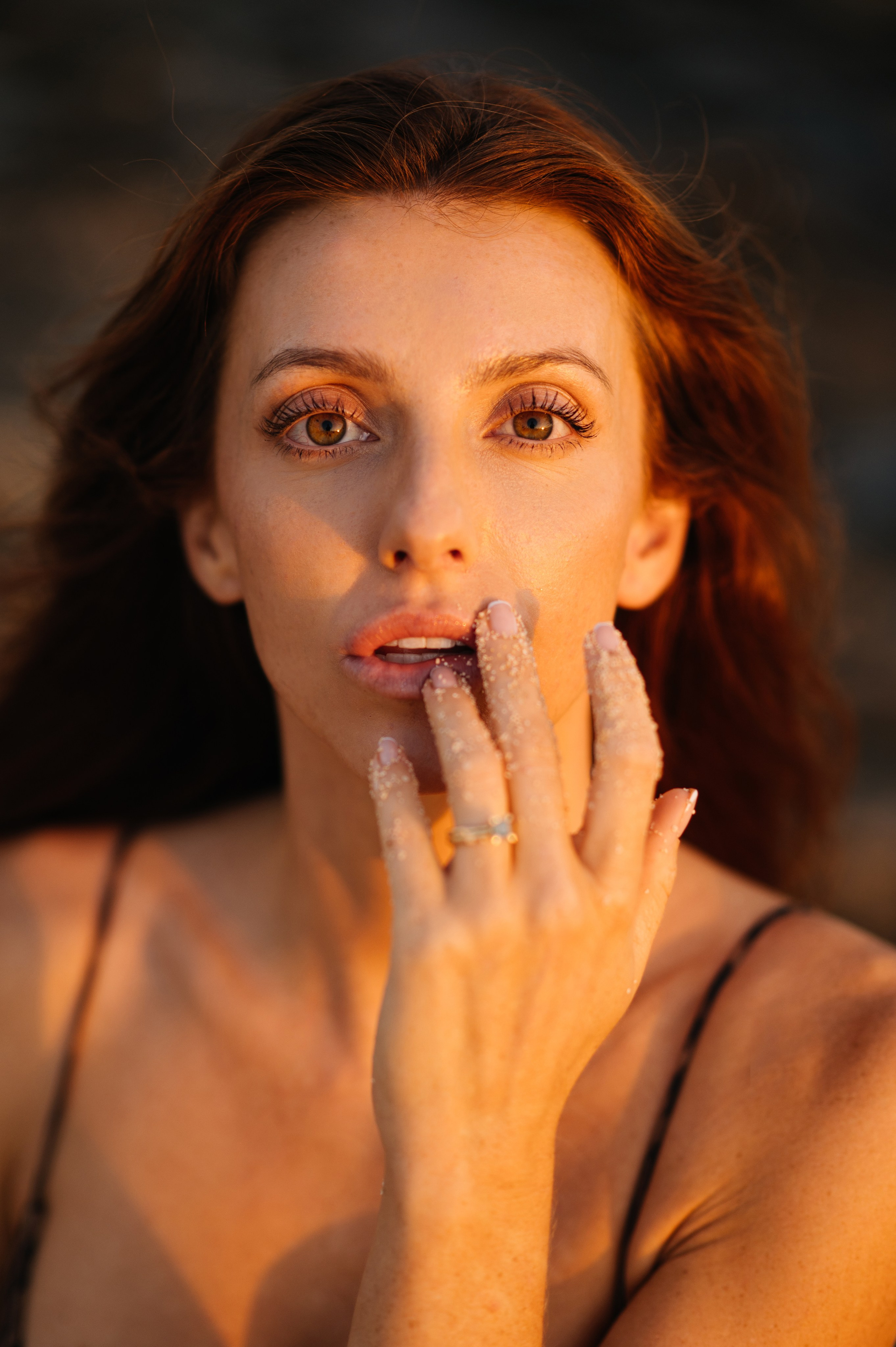 На закате. Фотограф на Кипре