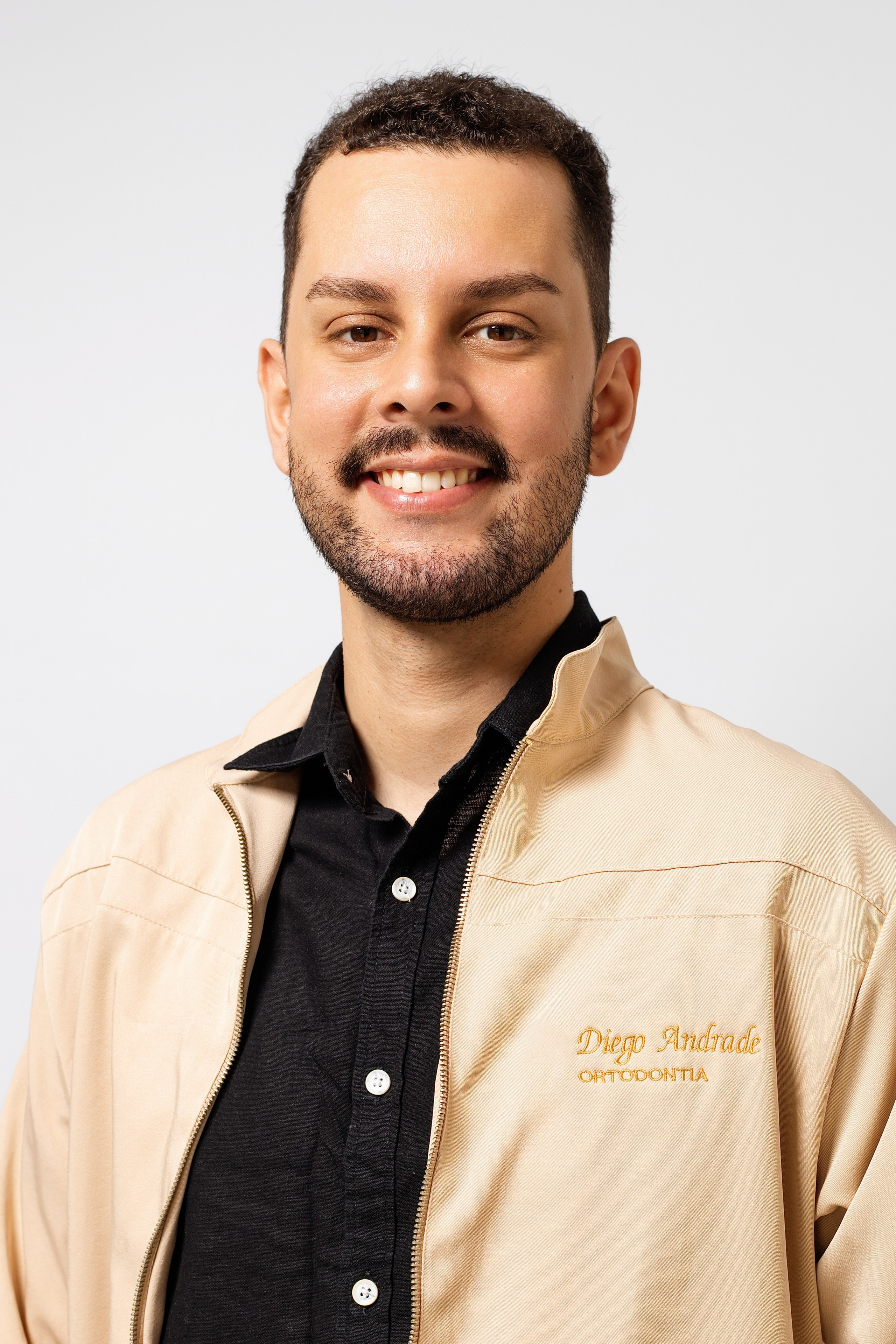CORPORATIVO. Eu Talyssa Mendonça (Fotógrafa, Goiânia — GO)
