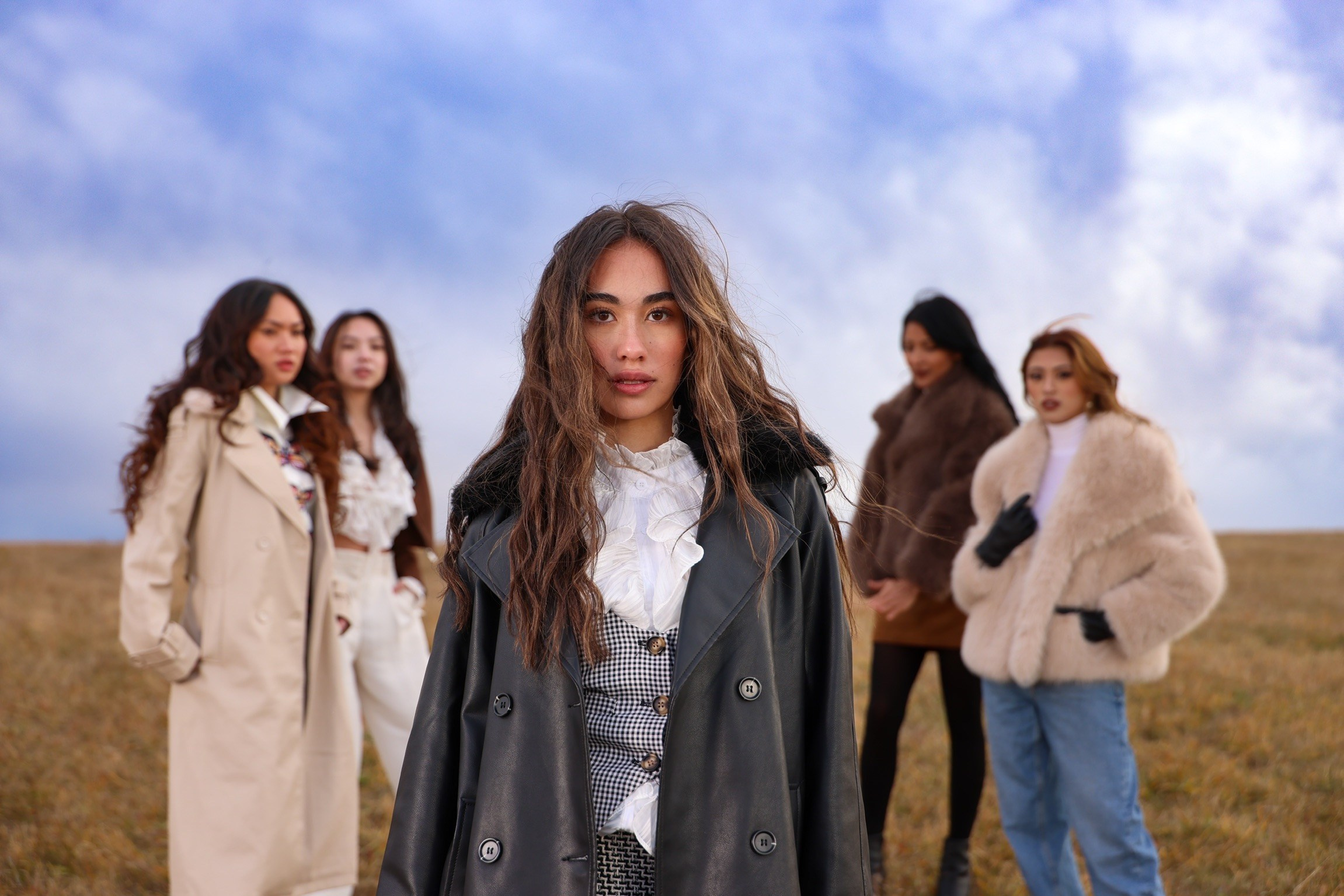 Ross Henderson. Qura Creative — A Multidisciplinary Creative House for Styling, Fashion Direction, Photography & Visual Storytelling