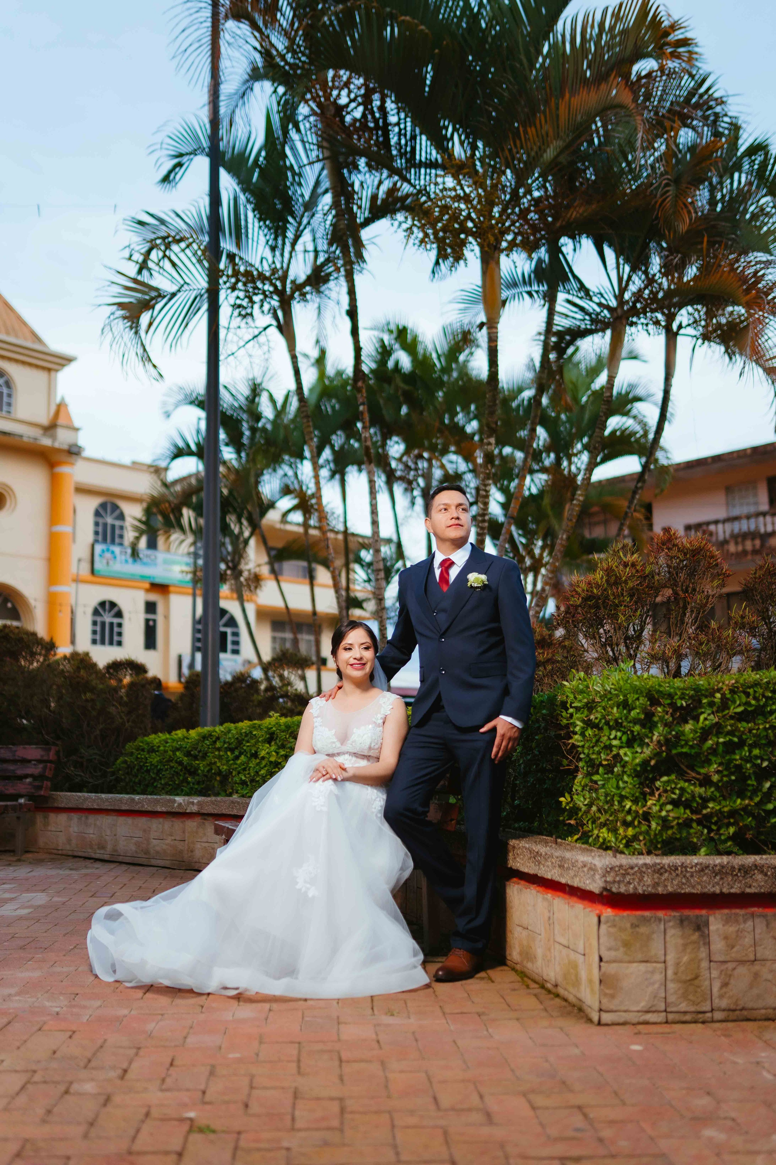 Jennifer y Vladimir. Fotógrafo de bodas en Loja Ecuador | Piero Alvarez PH
