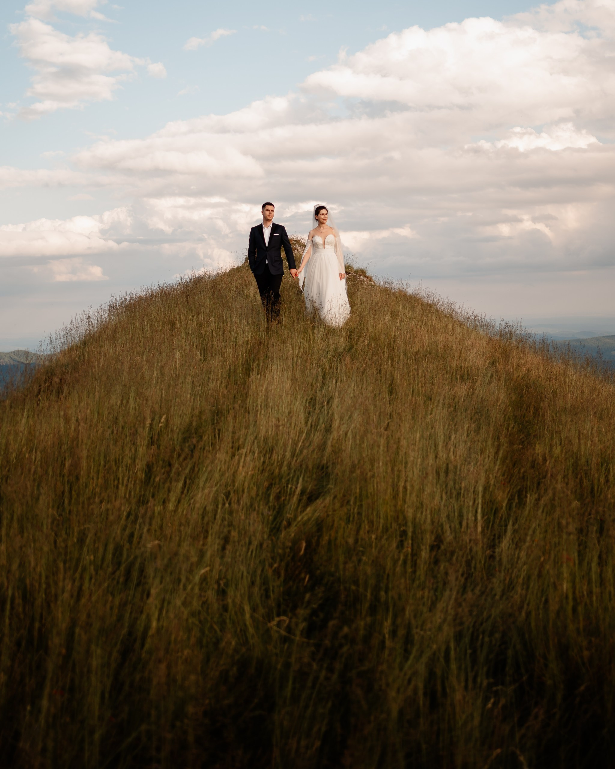 Trash the dress — Lorena&Adi  - Mihai Popa. Mihai Popa |Wedding Photographer | Worldwide | Bucharest