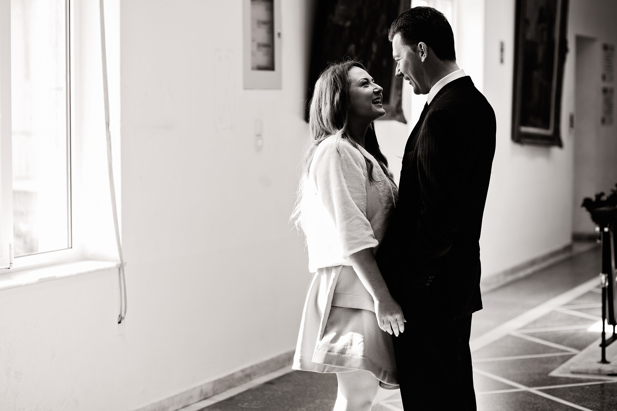 Ronalds & Svetlana, Crete. Denny Savon — Photographer in Santorini | Weddings, Love Stories & Flying Dress