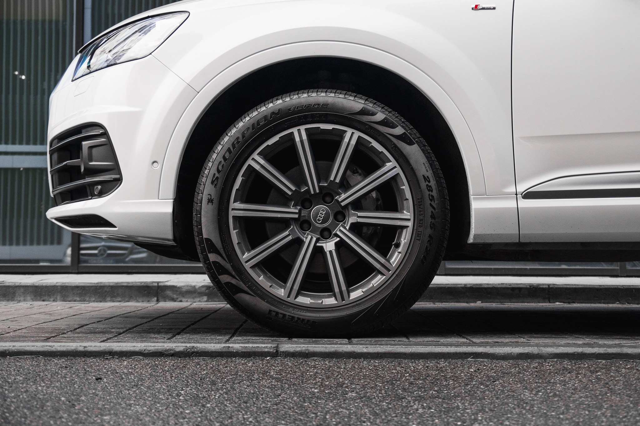 AUDI Q7. LOHA VISUALS — AUTOMOTIVE PHOTOGRAPHY