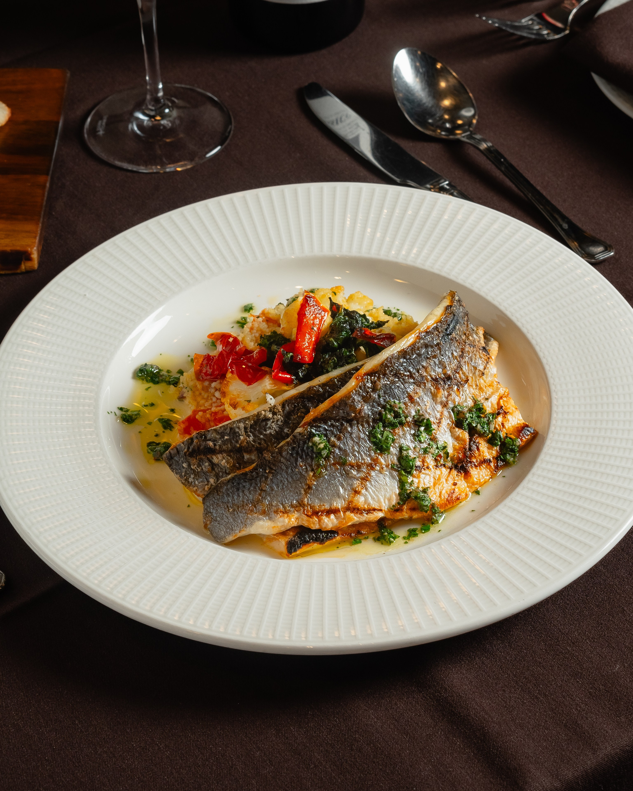 Luna. Welcome to my video and photo world!