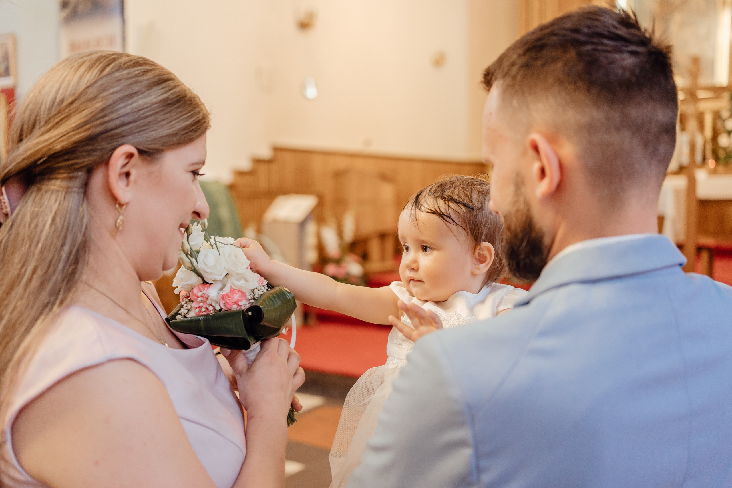 Chrzest Święty Natalii. Fotograf Łódź - sesja ciążowa, noworodkowa, dziecięca. Studio w Łodzi