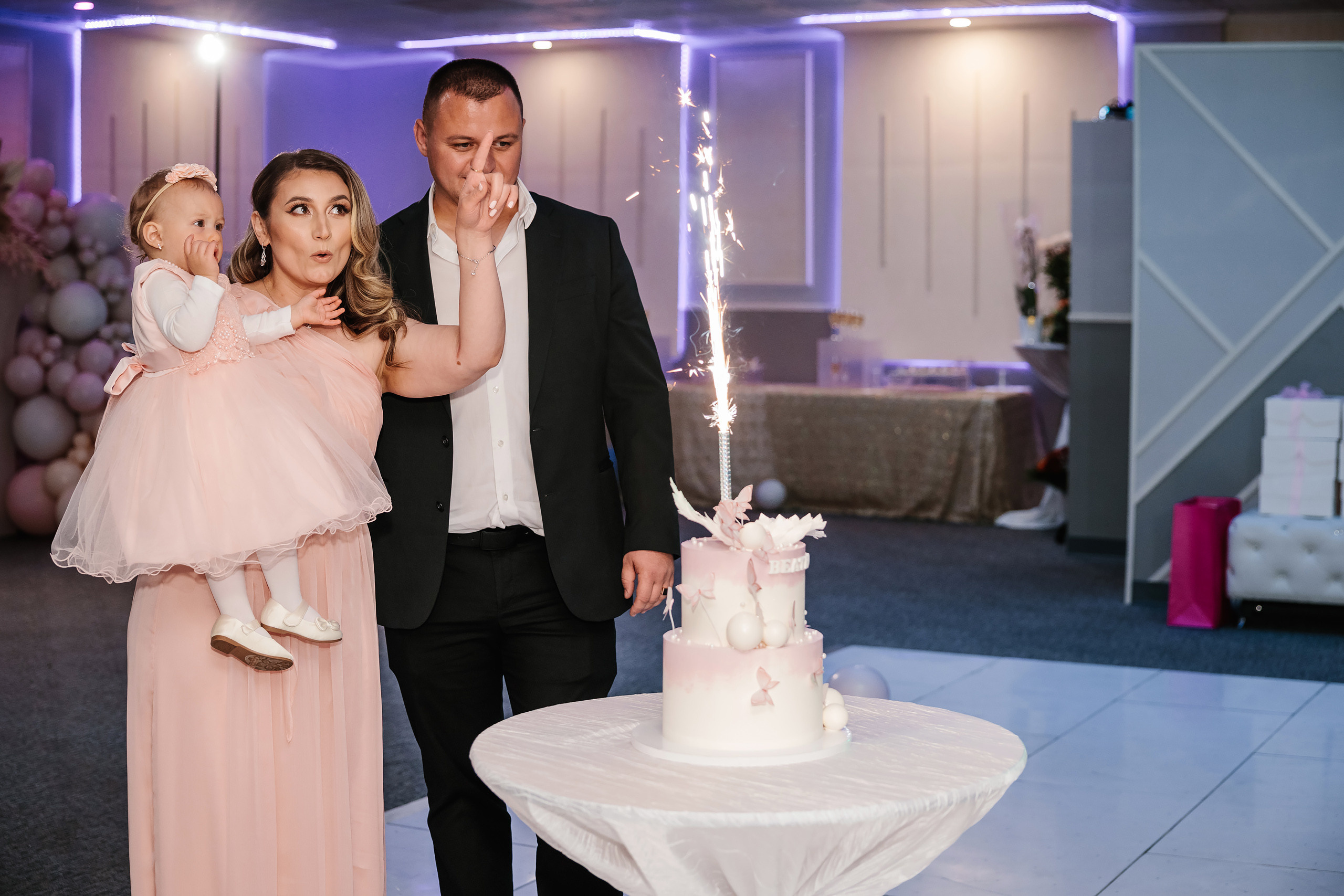 05.28.2023 Cumetria. Wedding family event photographer in Chicago Nick Yushevich