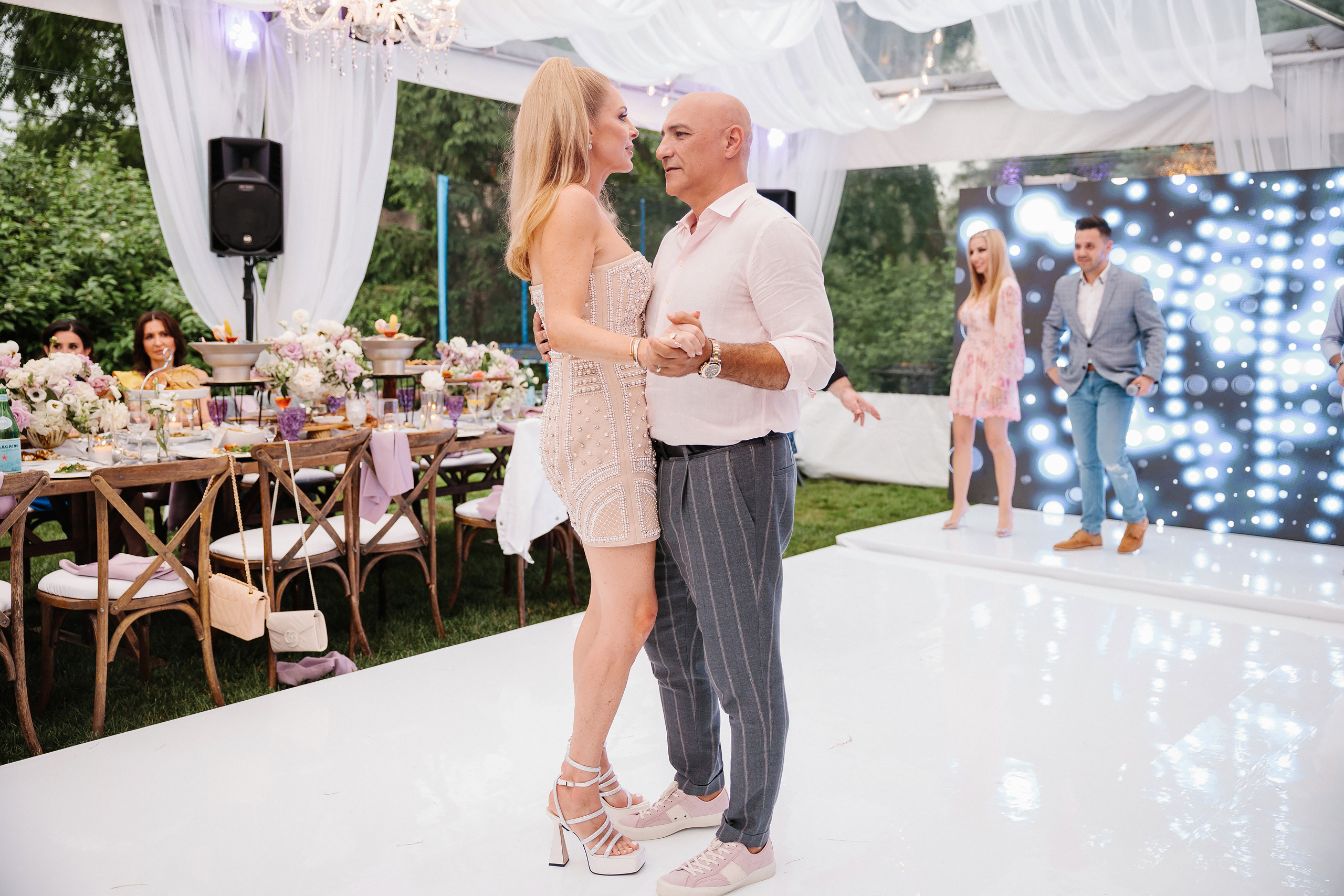 07.01.2023 Anniversary Party. Wedding family event photographer in Chicago Nick Yushevich