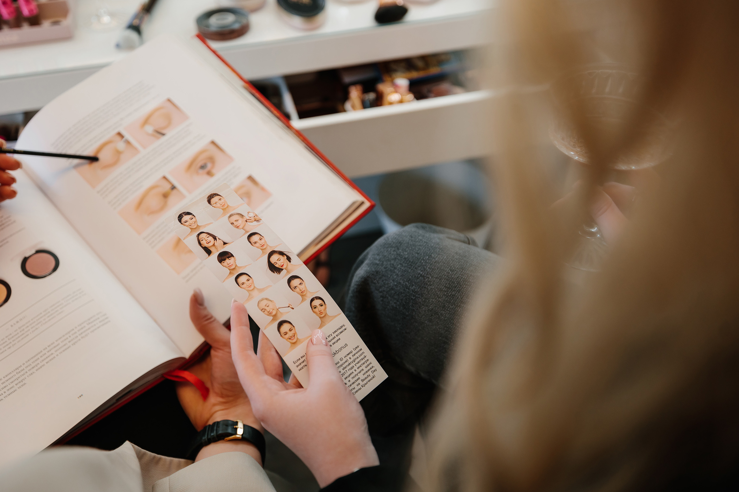 Trynkina Makeup 04.11.2023. Wedding family event photographer in Chicago Nick Yushevich