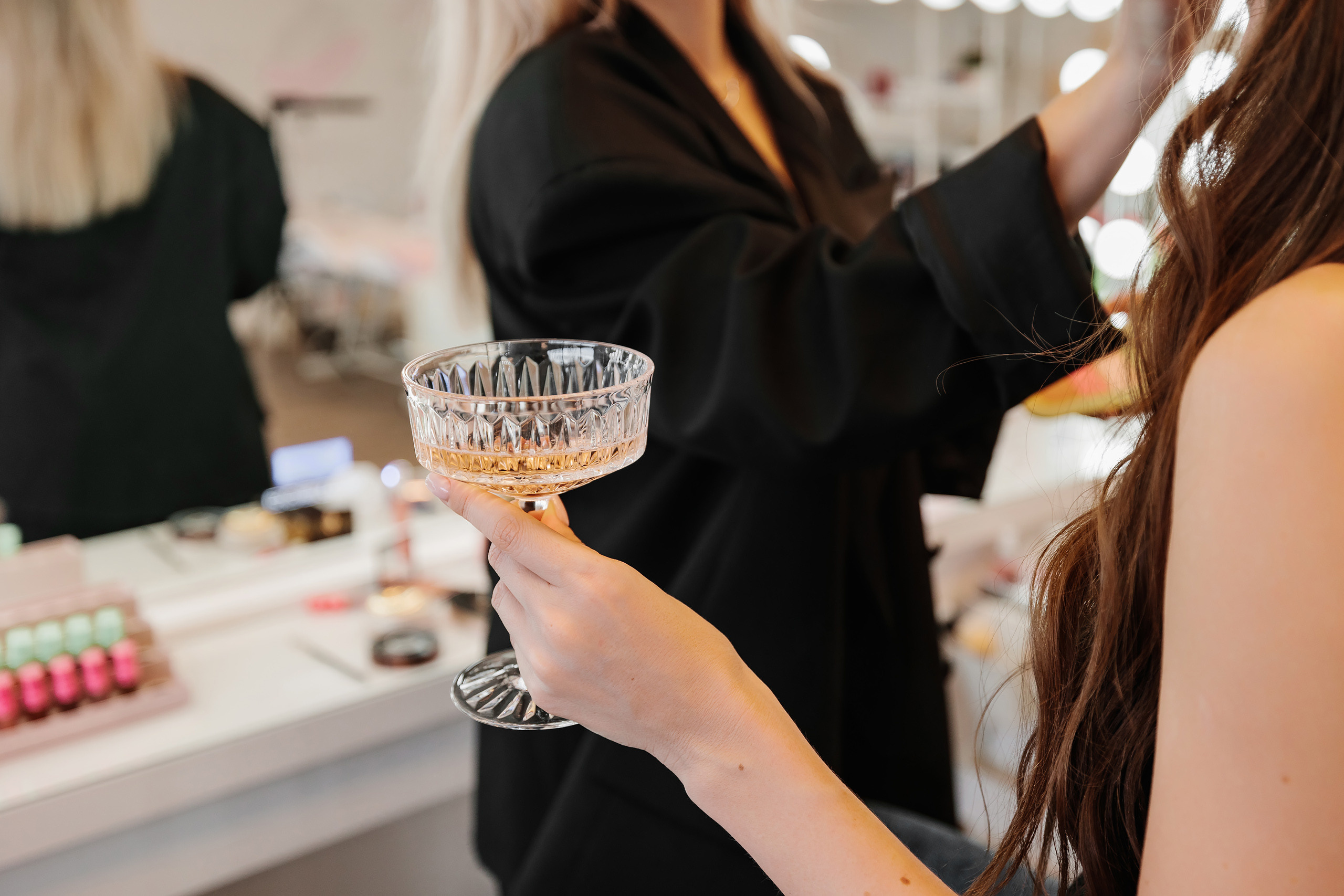 Trynkina Makeup 04.11.2023. Wedding family event photographer in Chicago Nick Yushevich