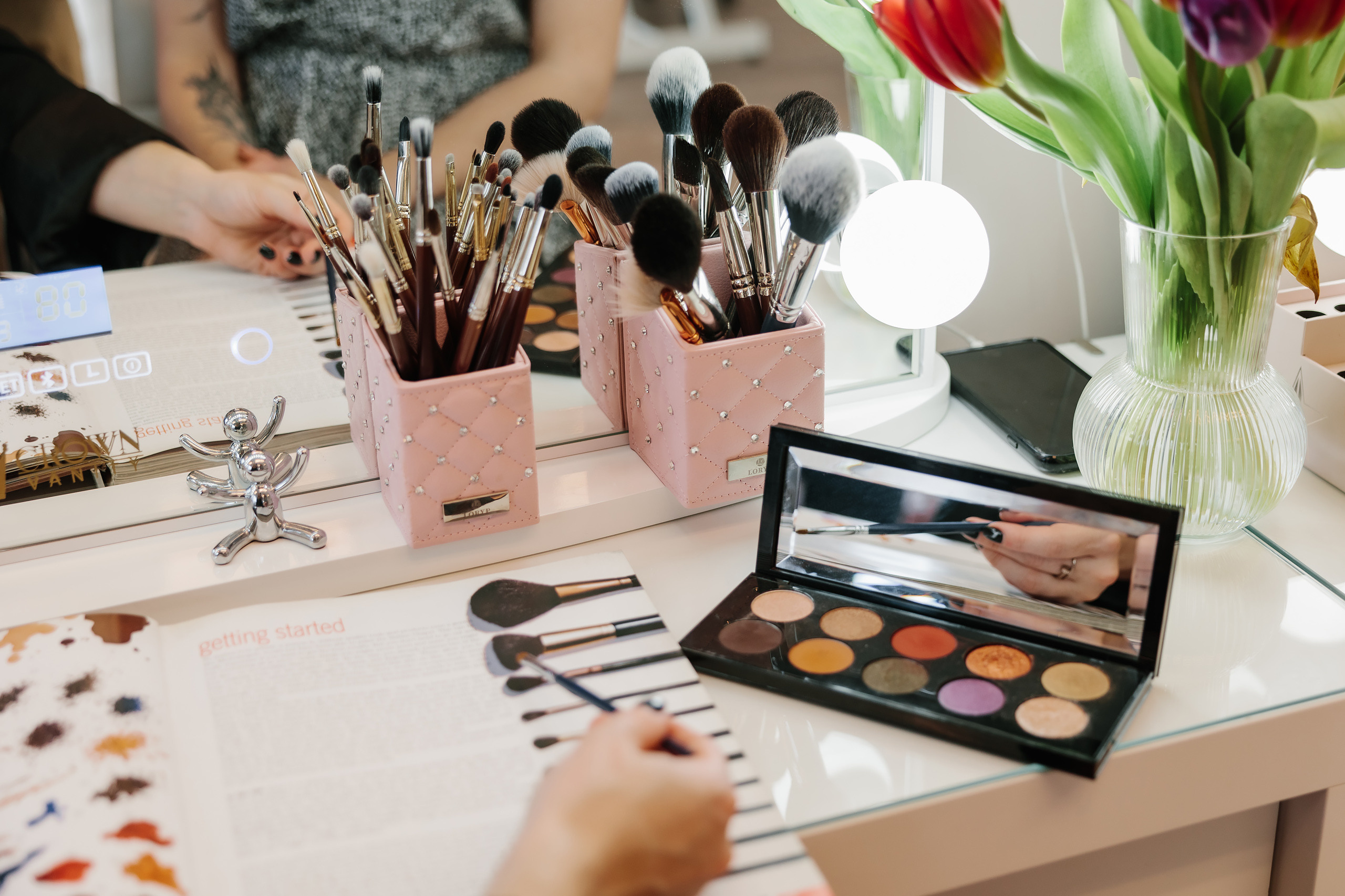 Trynkina Makeup 04.11.2023. Wedding family event photographer in Chicago Nick Yushevich