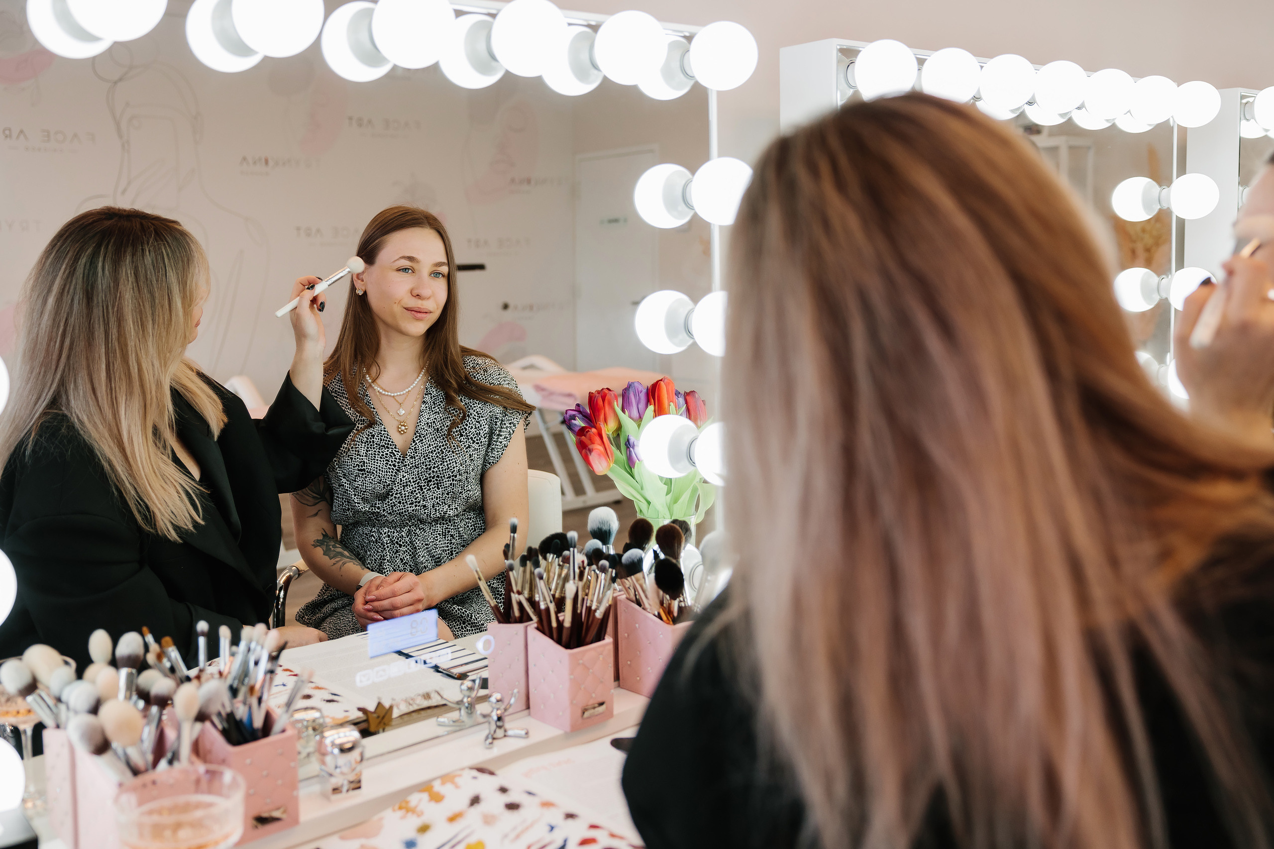 Trynkina Makeup 04.11.2023. Wedding family event photographer in Chicago Nick Yushevich