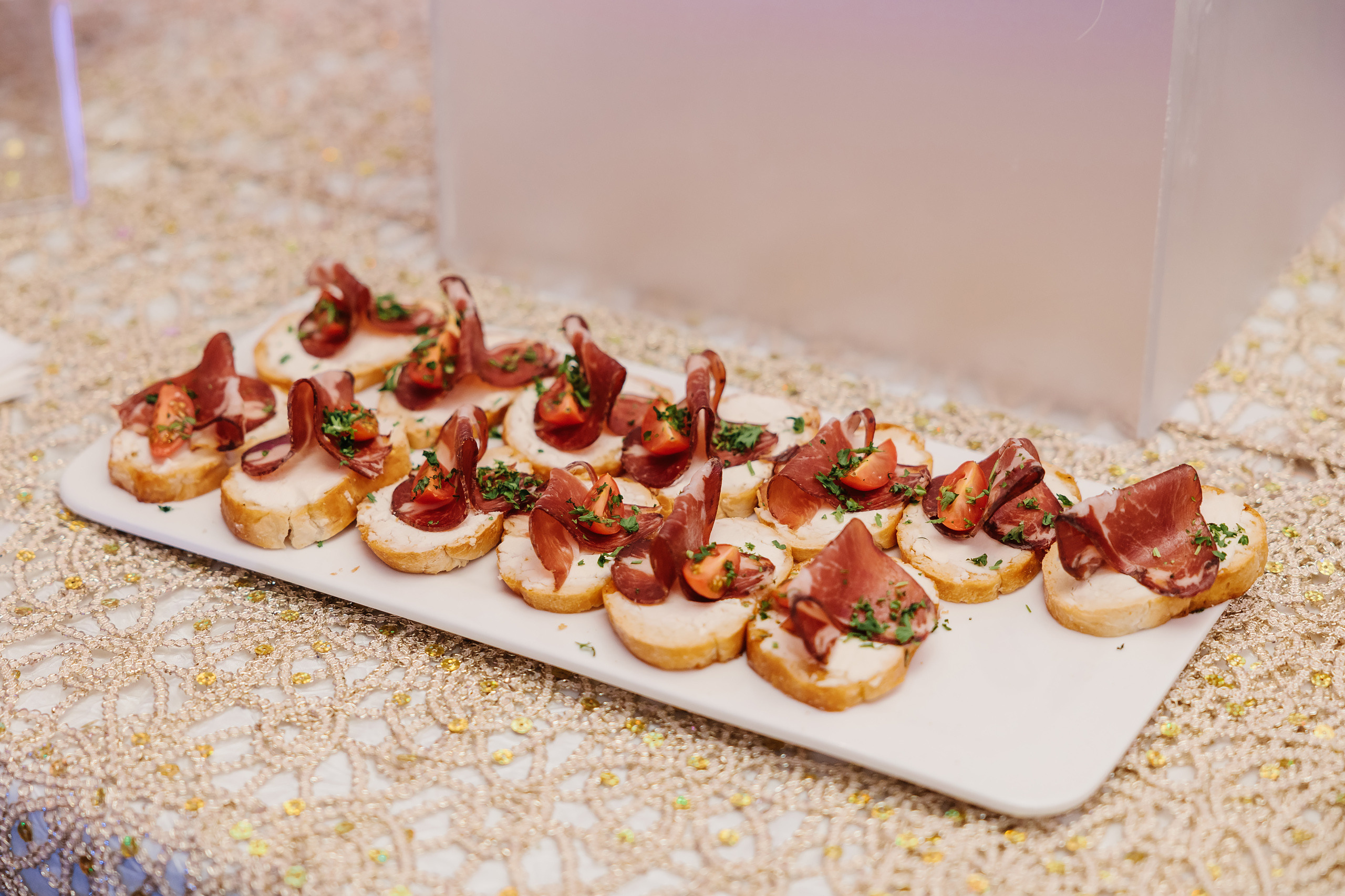 05.28.2023 Cumetria. Wedding family event photographer in Chicago Nick Yushevich