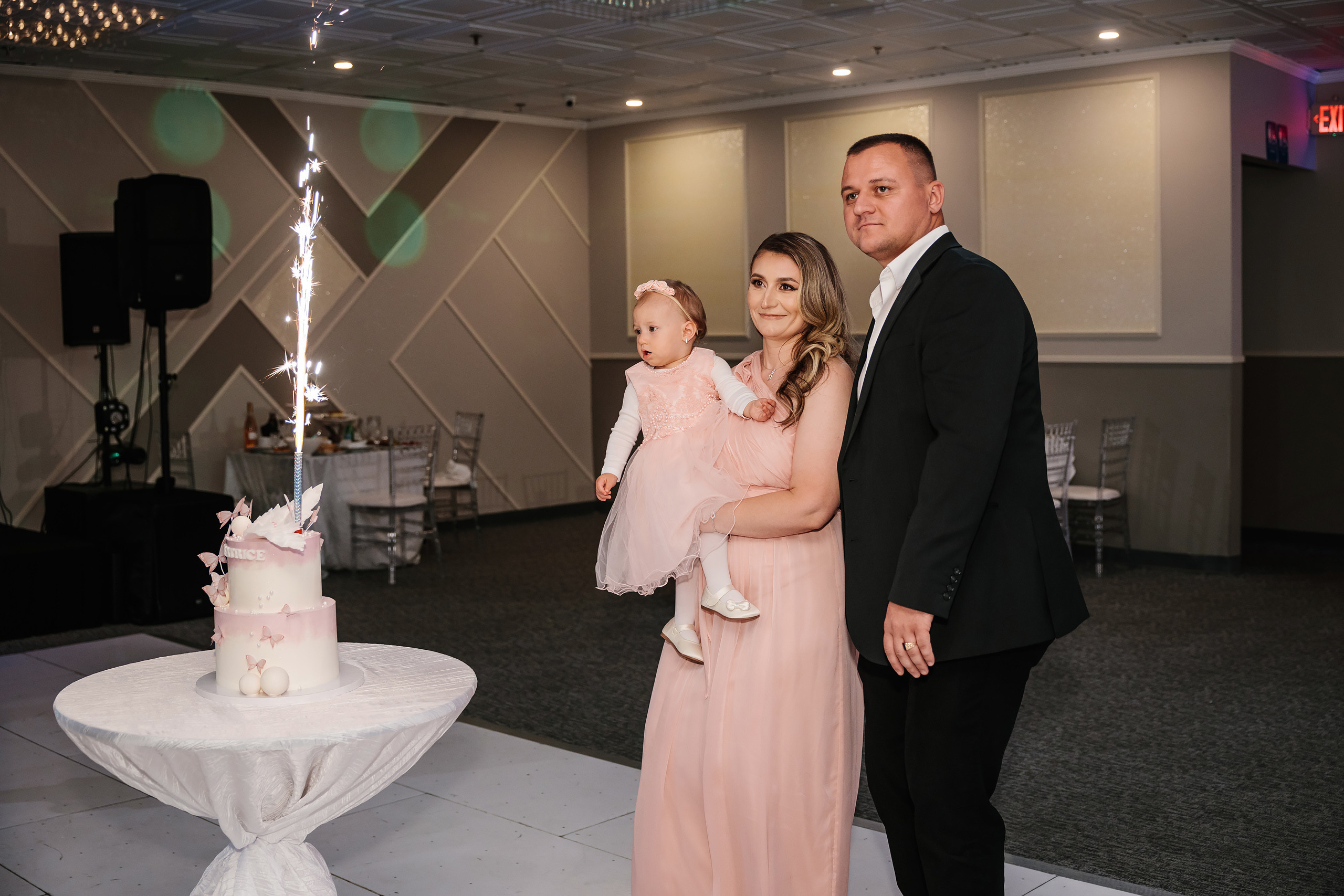 05.28.2023 Cumetria. Wedding family event photographer in Chicago Nick Yushevich