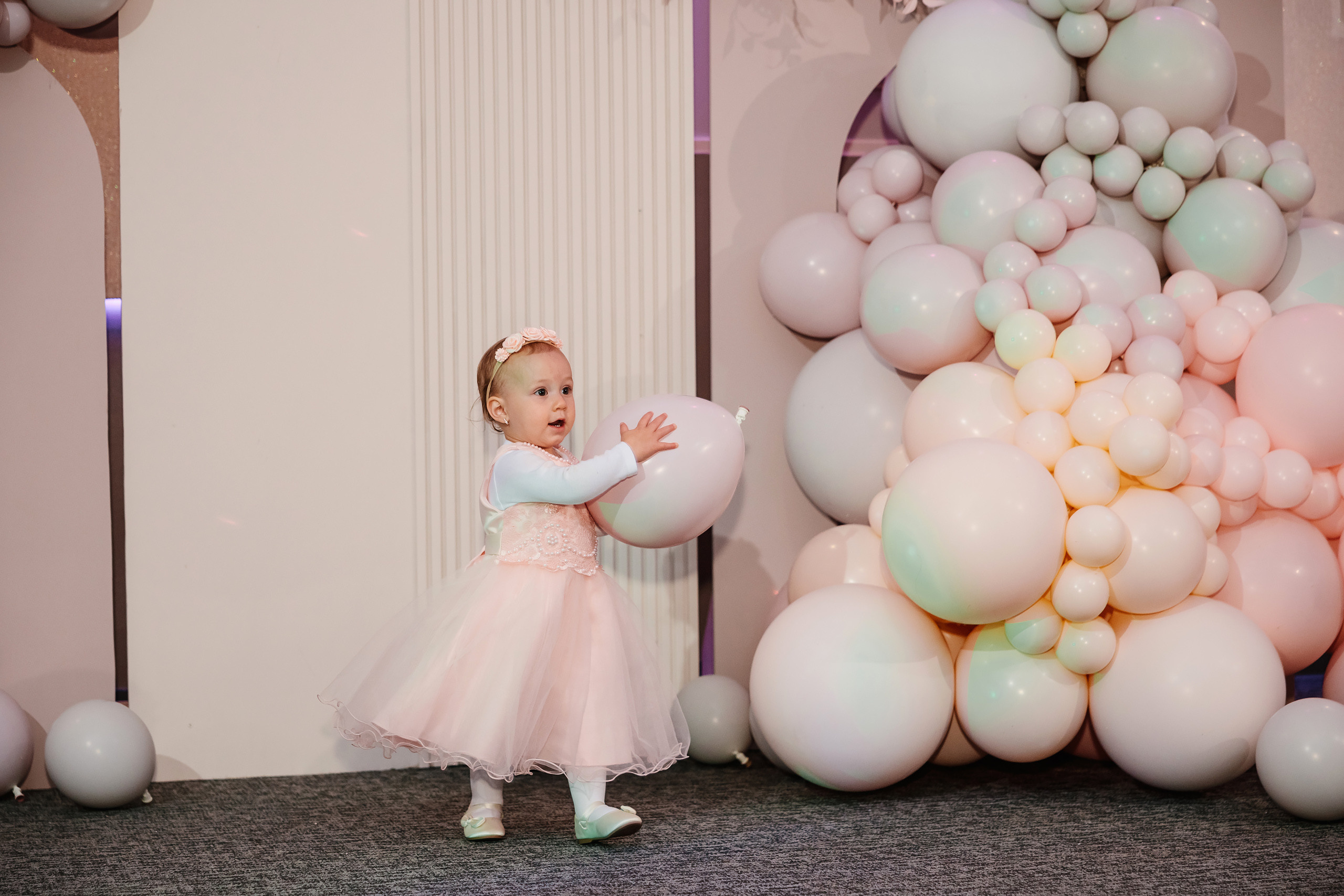 05.28.2023 Cumetria. Wedding family event photographer in Chicago Nick Yushevich